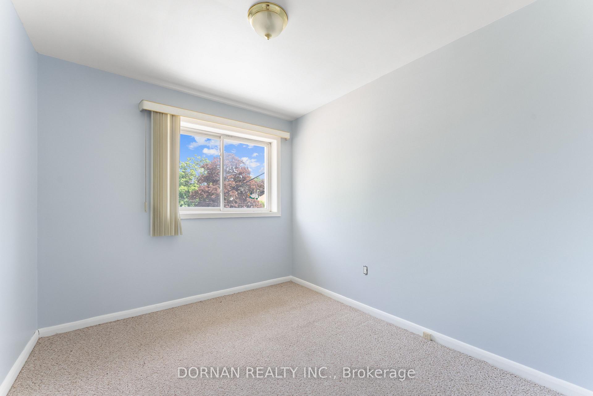Photo 15 of Unit 3, 1061 Ravine Road, Oshawa, Lakeview — HOMEH