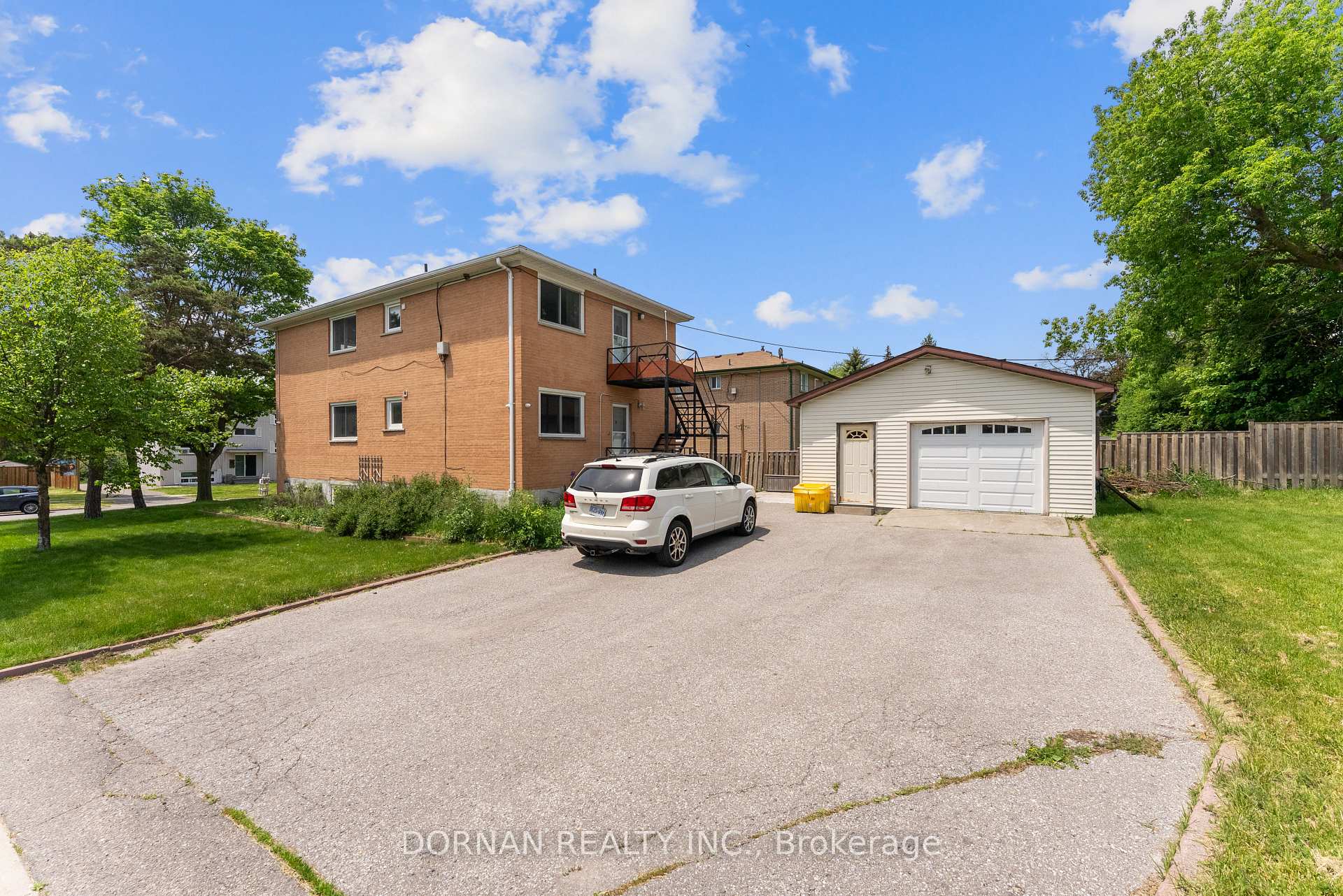 Photo 21 of Unit 3, 1061 Ravine Road, Oshawa, Lakeview — HOMEH