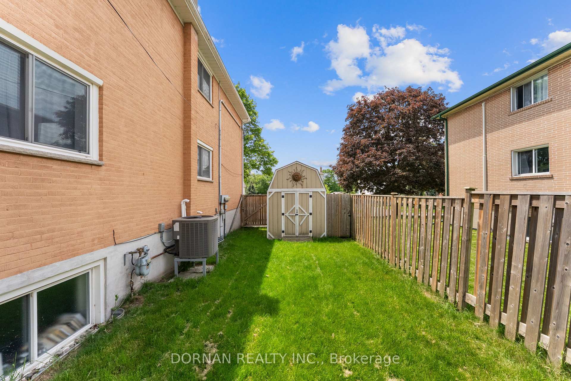 Photo 23 of Unit 3, 1061 Ravine Road, Oshawa, Lakeview — HOMEH