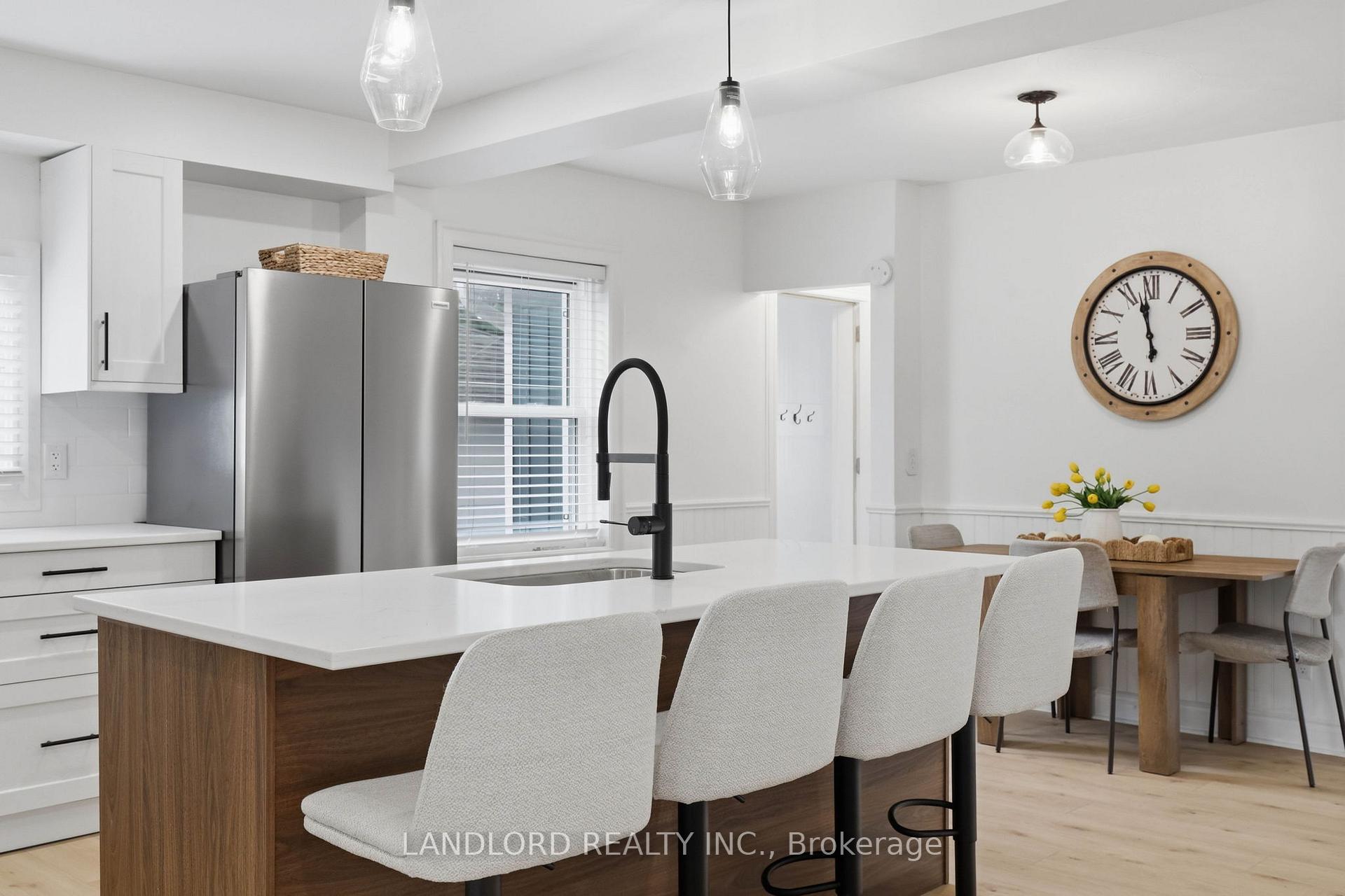 Photo 7 of 99 Fairview Avenue, St. Thomas — HOMEH