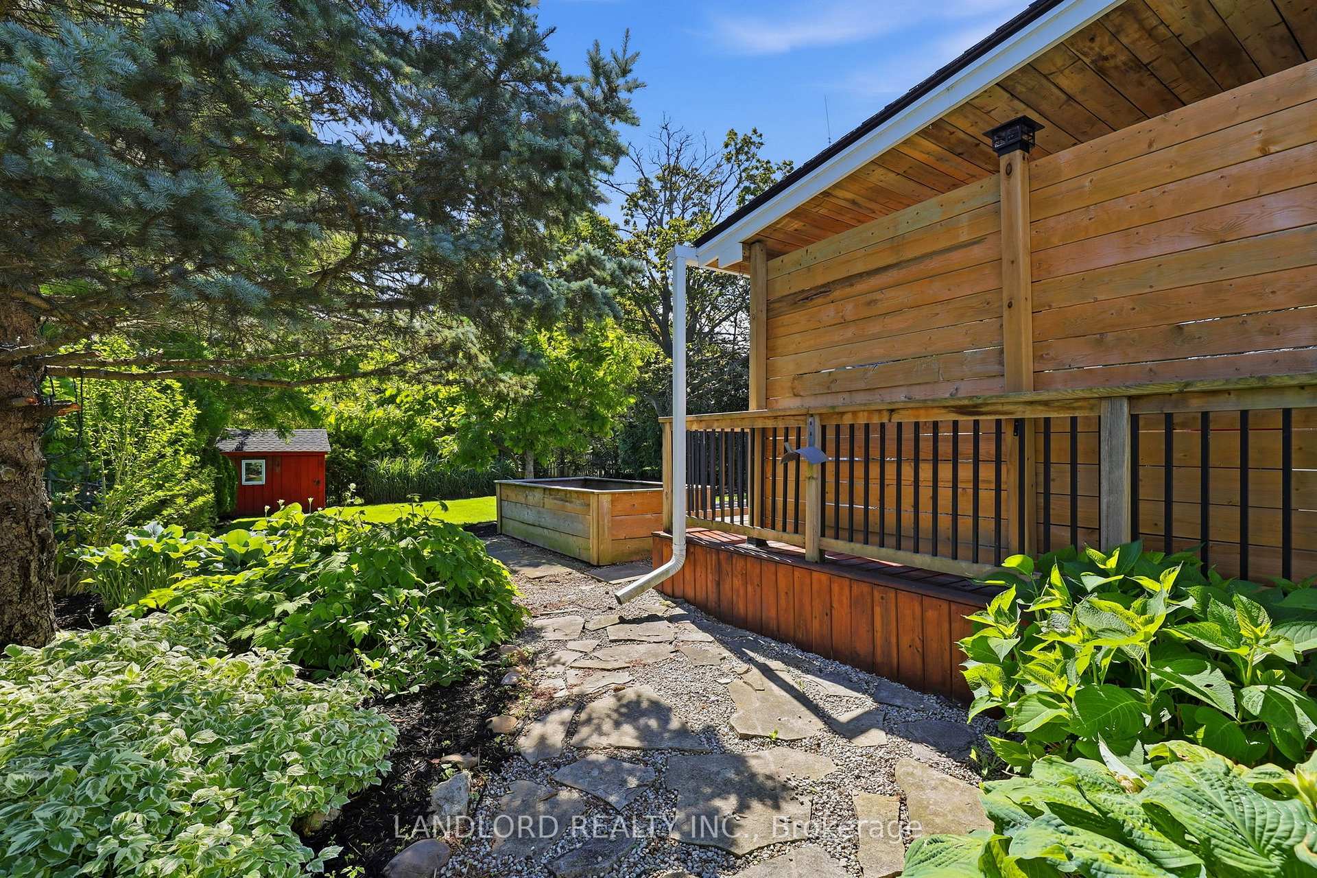Photo 18 of 99 Fairview Avenue, St. Thomas — HOMEH