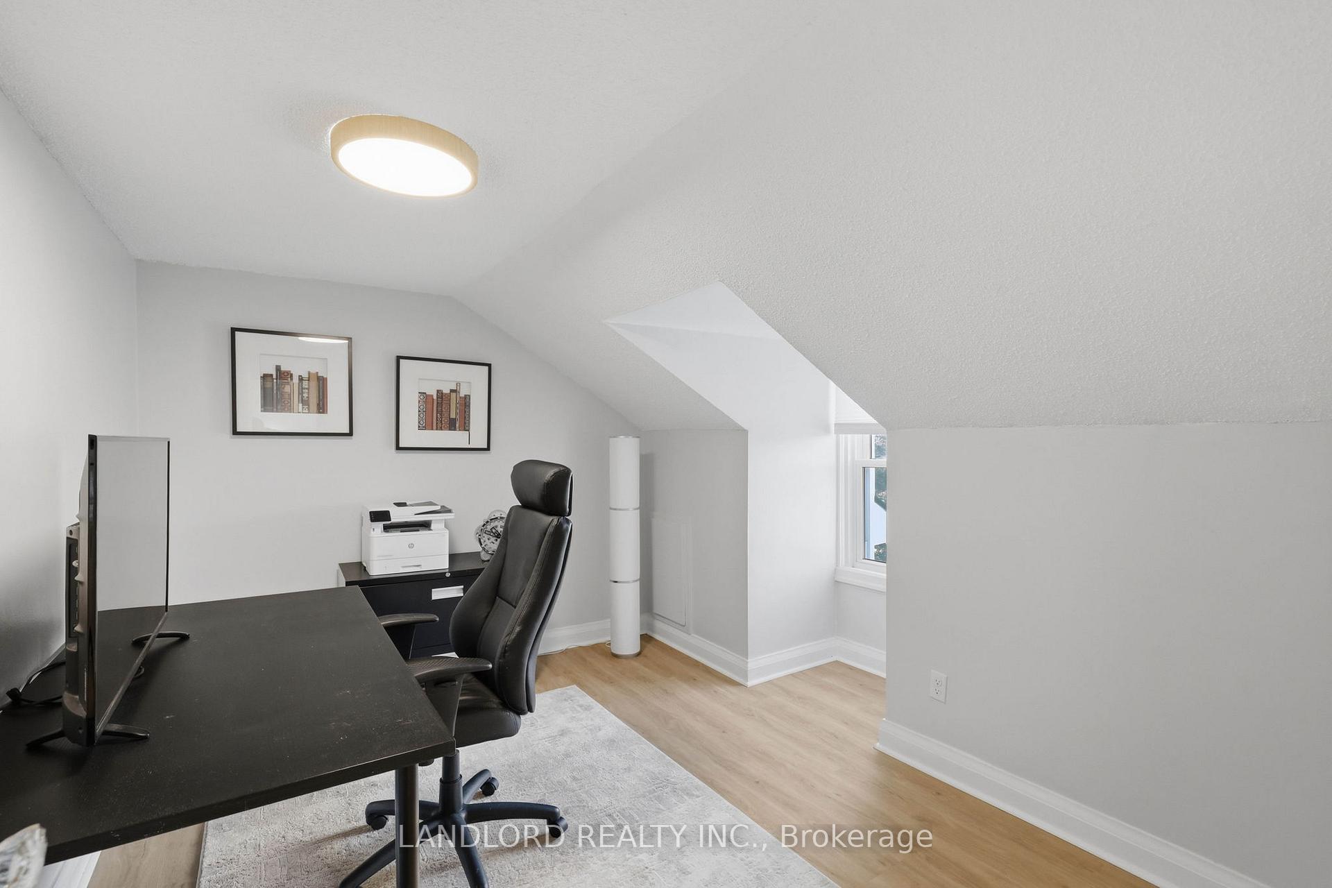 Photo 40 of 99 Fairview Avenue, St. Thomas — HOMEH