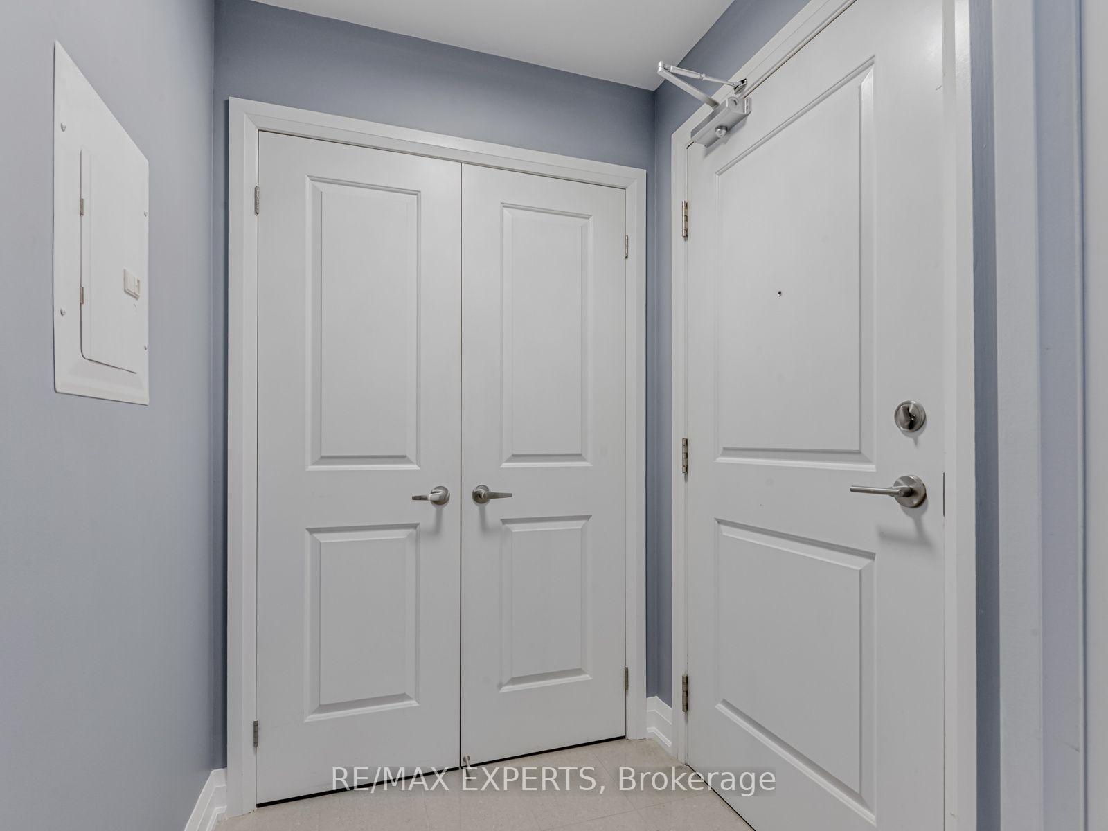 Photo 5 of Unit 204, 12 Woodstream Boulevard, Vaughan, Vaughan Grove — HOMEH