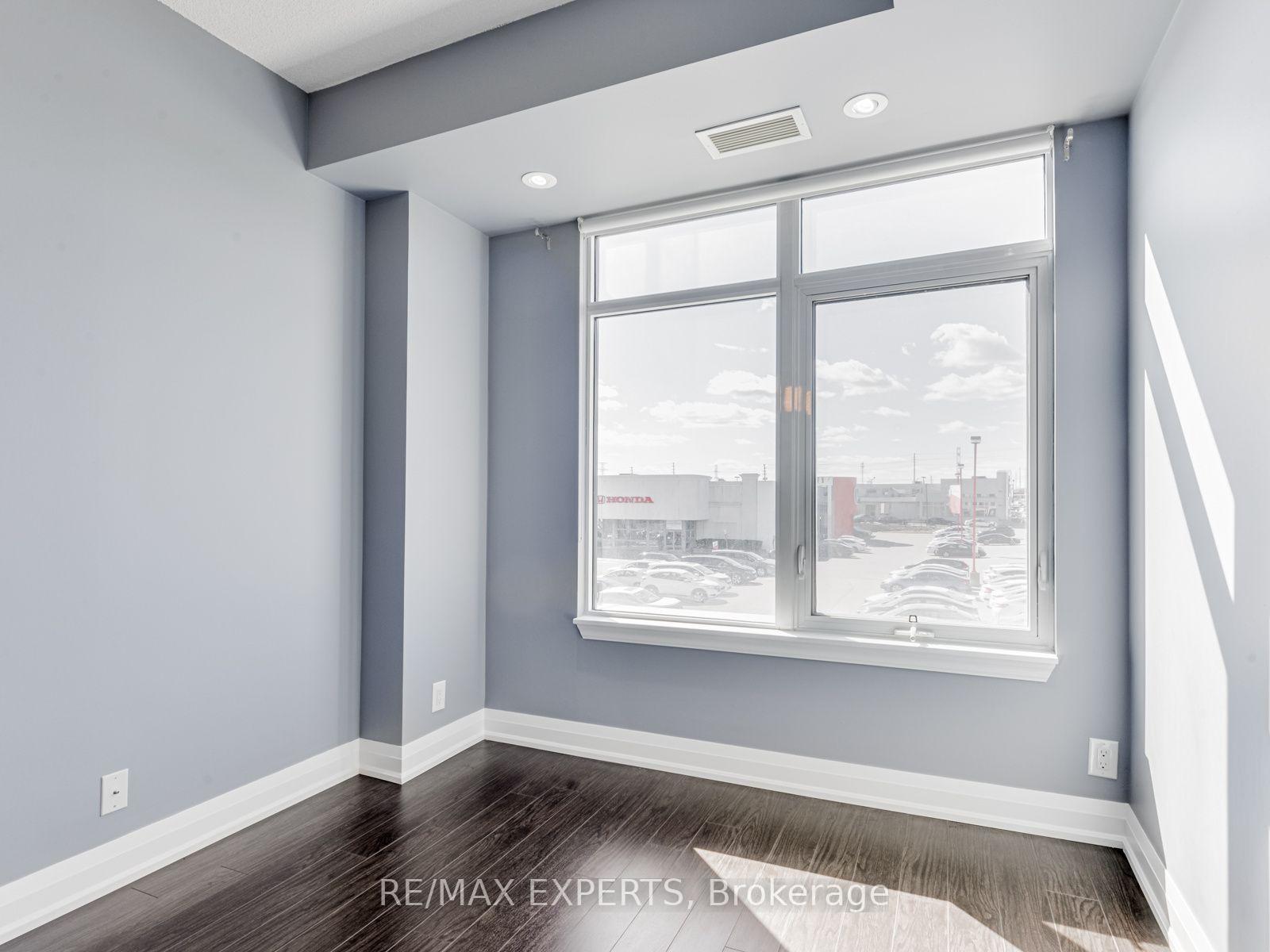 Photo 18 of Unit 204, 12 Woodstream Boulevard, Vaughan, Vaughan Grove — HOMEH