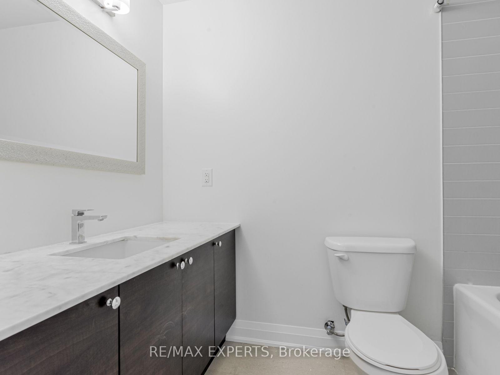 Photo 21 of Unit 204, 12 Woodstream Boulevard, Vaughan, Vaughan Grove — HOMEH
