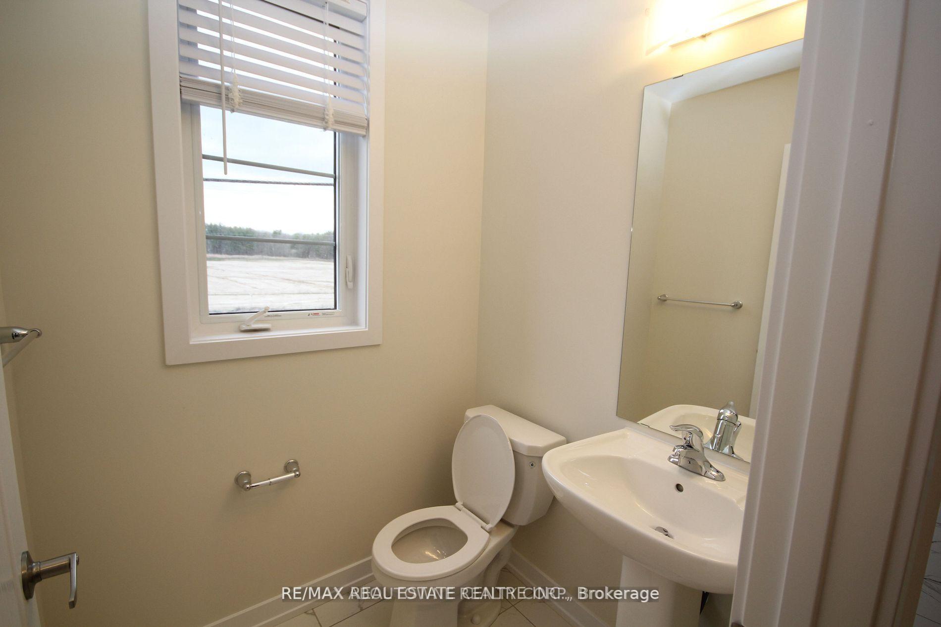 Photo 2 of 111 melody Avenue, Thorold, Hurricane/Merrittville — HOMEH
