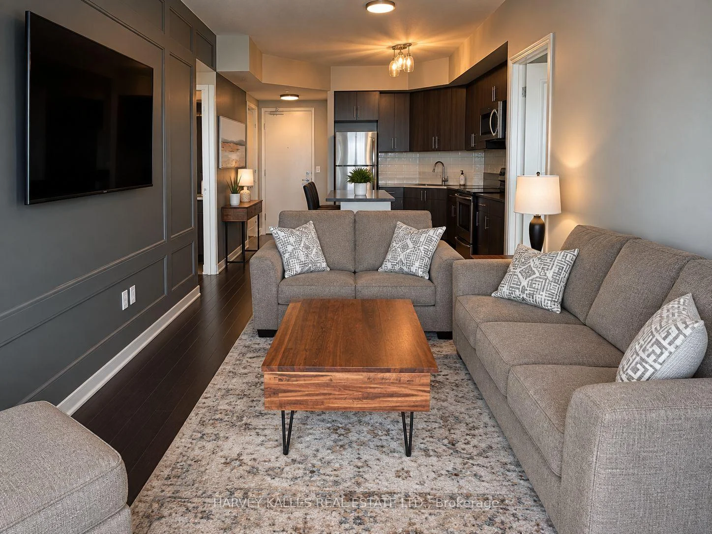 Photo 35 of Unit 810, 560 North Service Road, Grimsby, Grimsby Beach — HOMEH