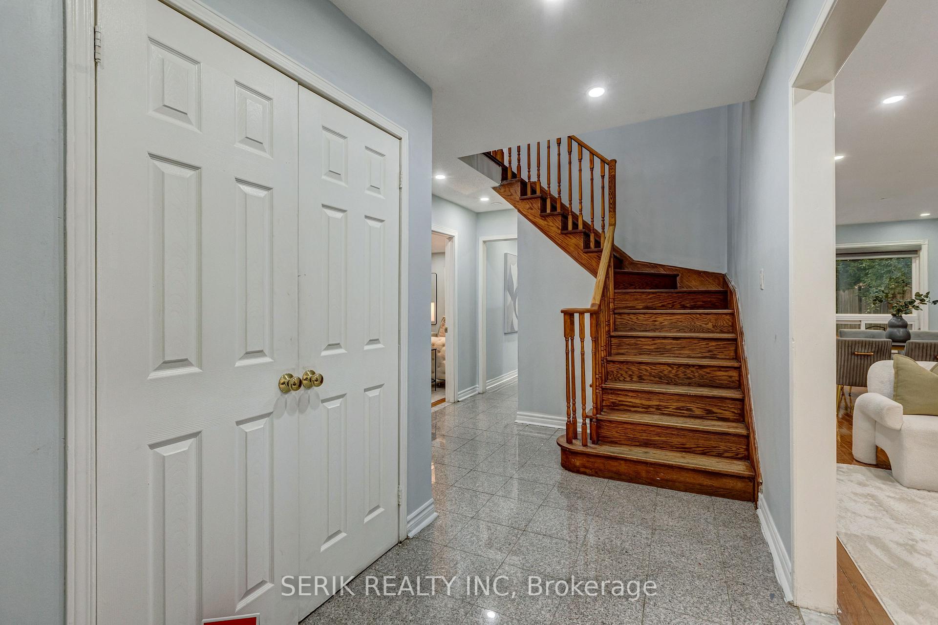 Photo 15 of 110 Havelock Drive, Brampton, Fletcher's Creek South — HOMEH