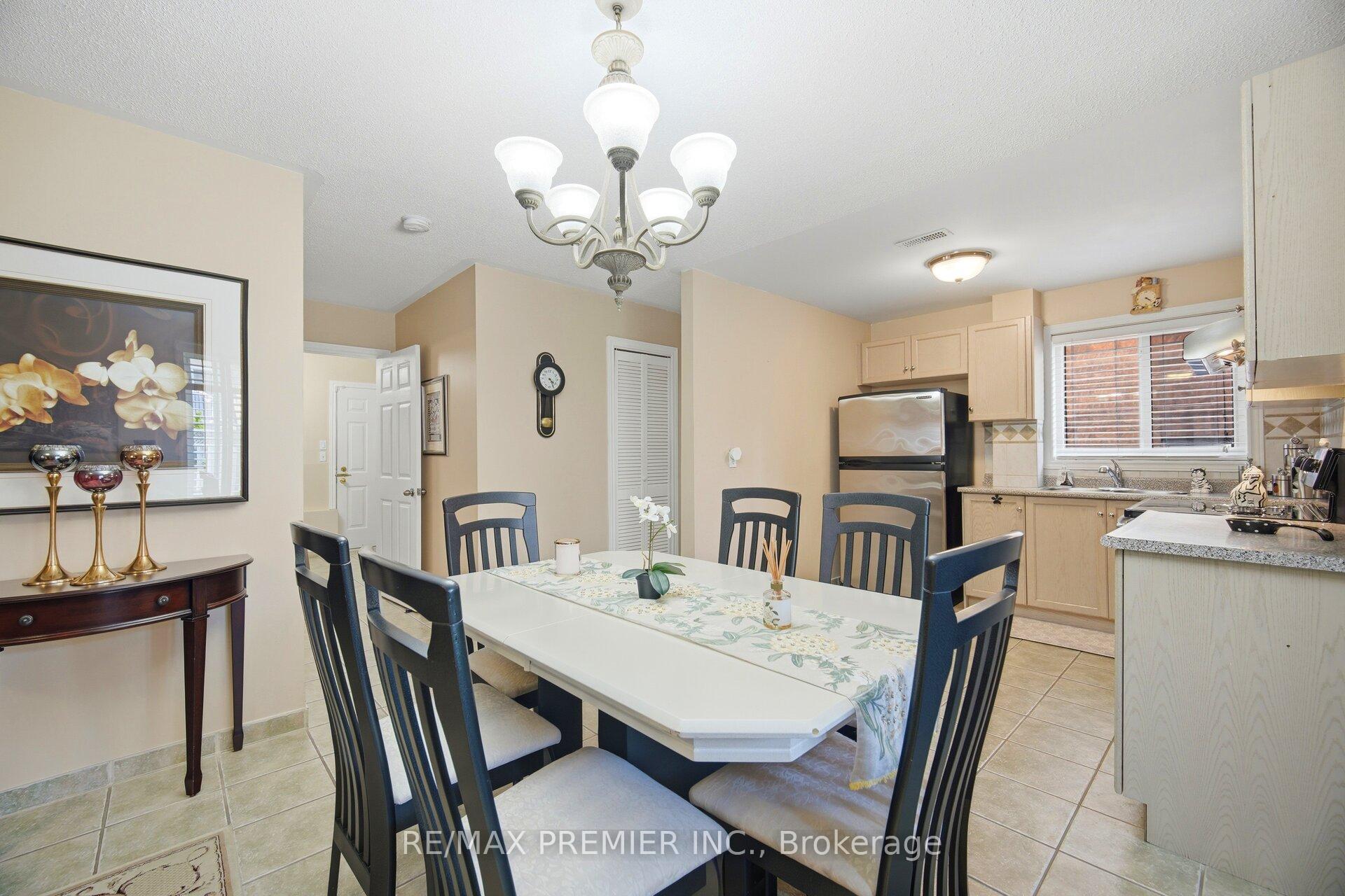 Photo 22 of 137 Blackthorn Drive, Vaughan, Maple — HOMEH
