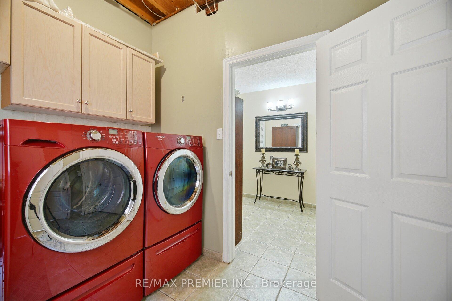 Photo 23 of 137 Blackthorn Drive, Vaughan, Maple — HOMEH