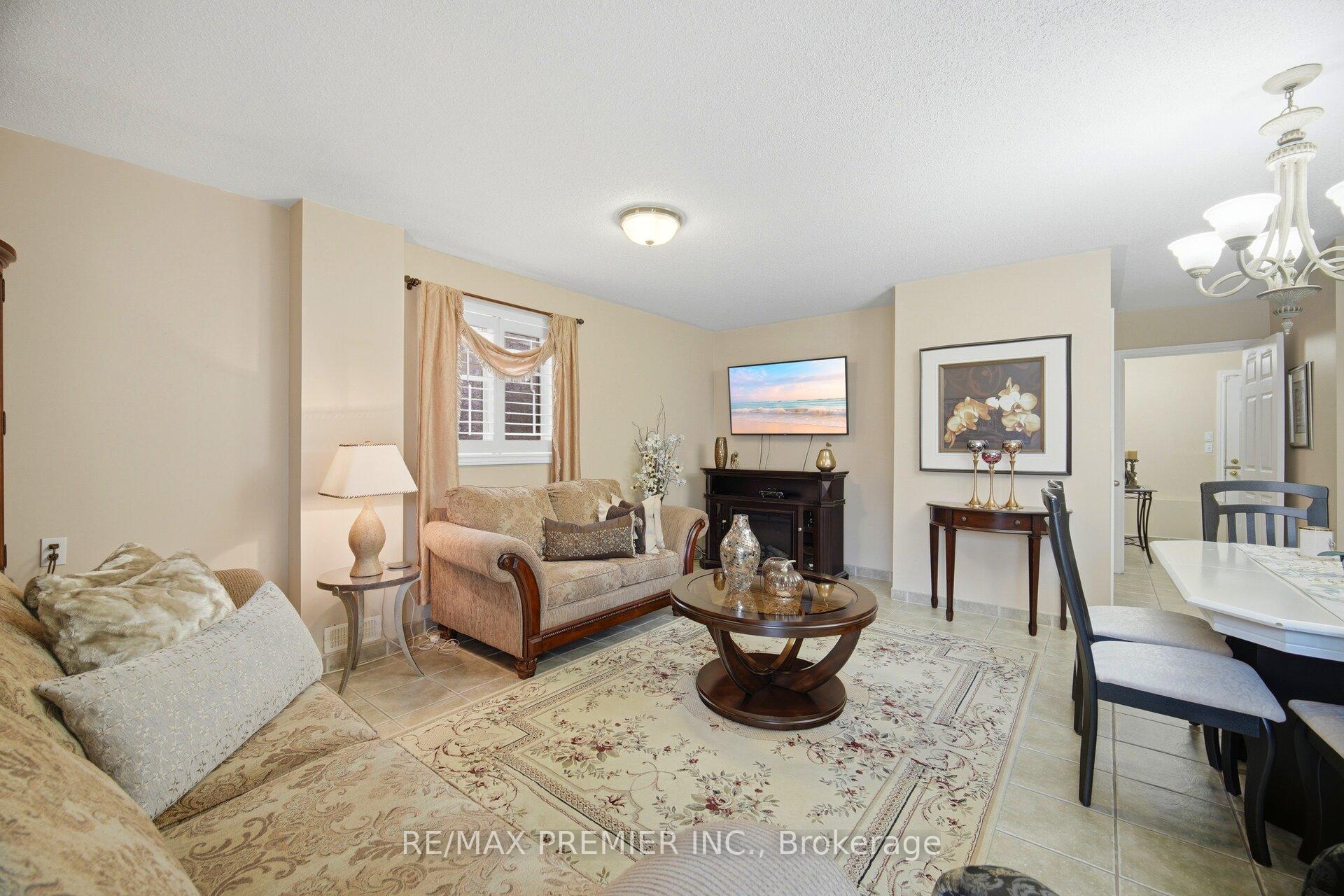 Photo 29 of 137 Blackthorn Drive, Vaughan, Maple — HOMEH