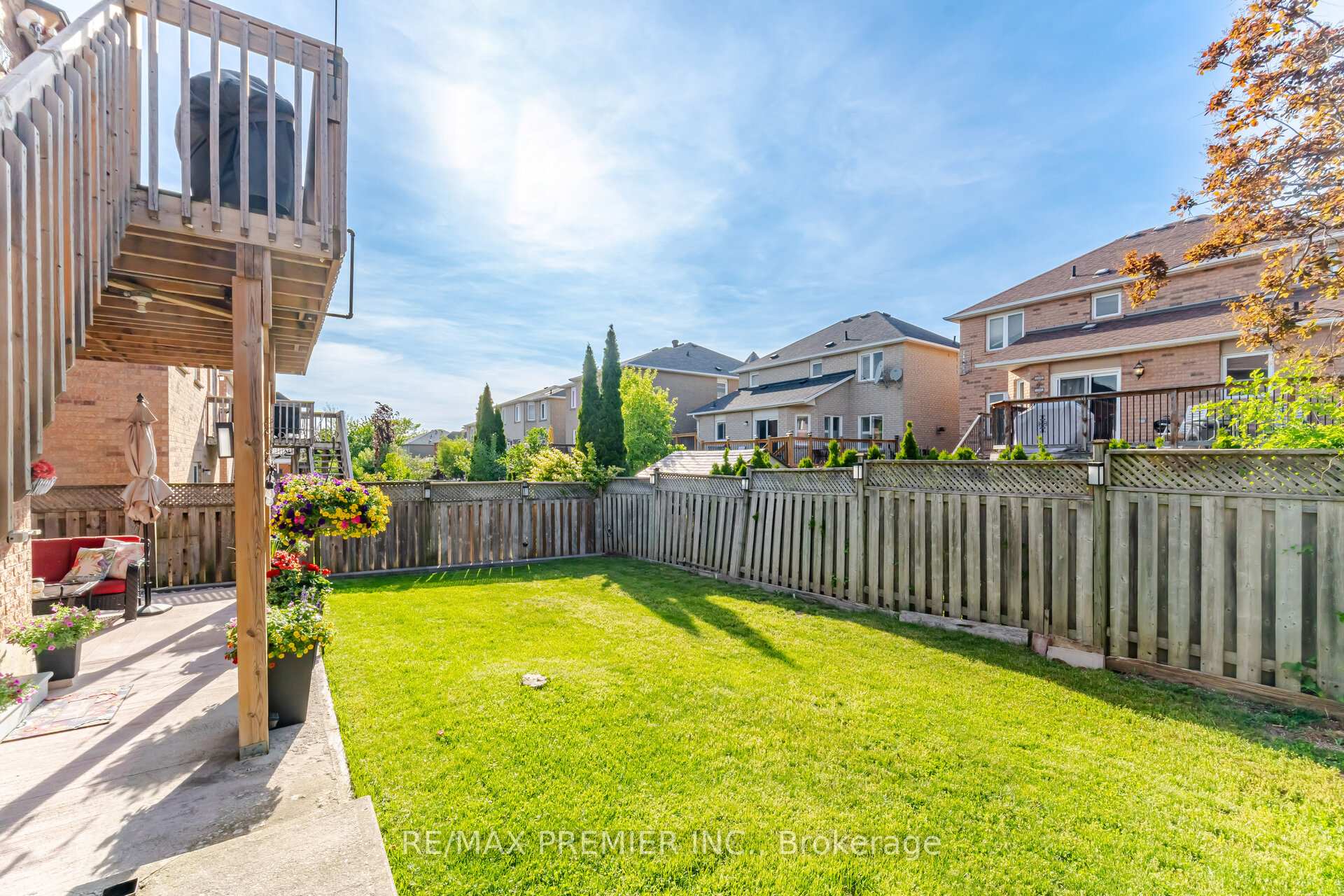 Photo 36 of 137 Blackthorn Drive, Vaughan, Maple — HOMEH