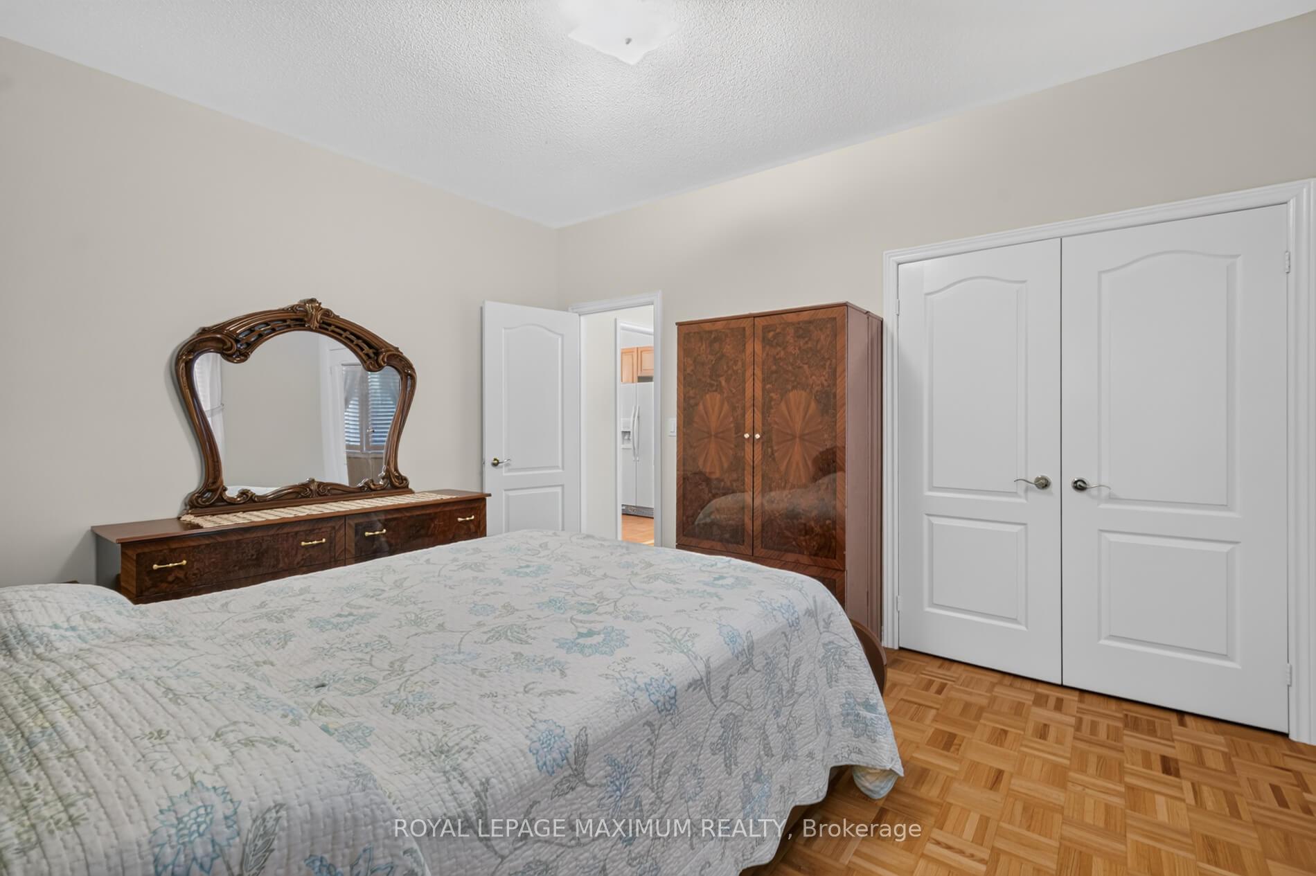 Photo 23 of 62 Diploma Avenue, Vaughan, Sonoma Heights — HOMEH