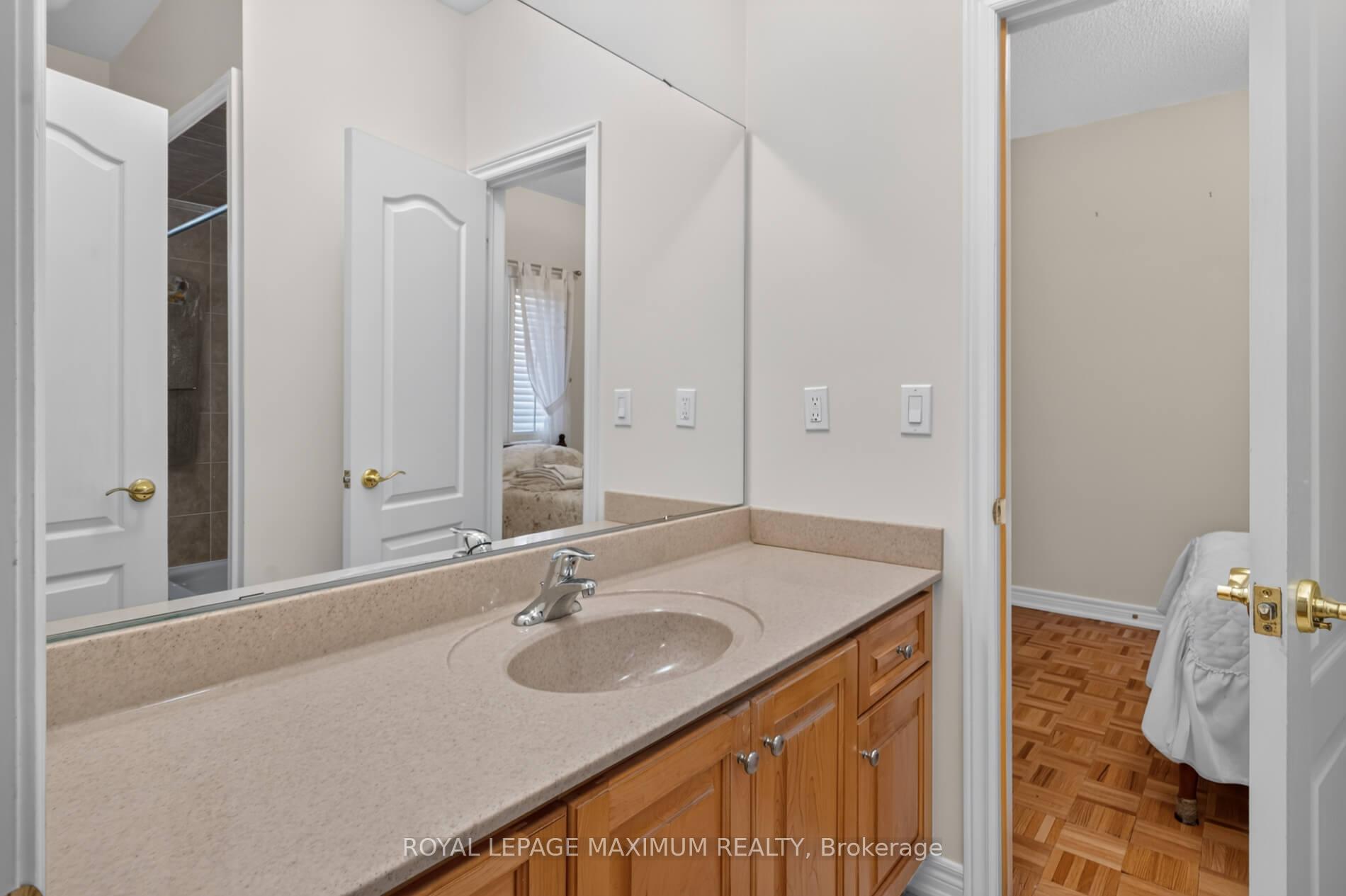 Photo 27 of 62 Diploma Avenue, Vaughan, Sonoma Heights — HOMEH