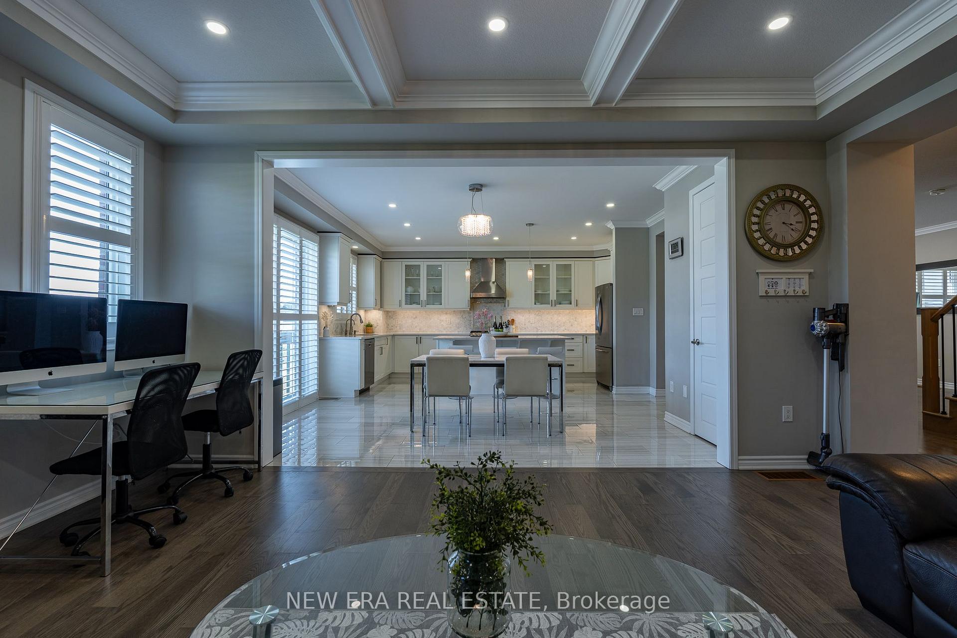 Photo 9 of 455 Equestrian Way, Cambridge, Silver Heights — HOMEH