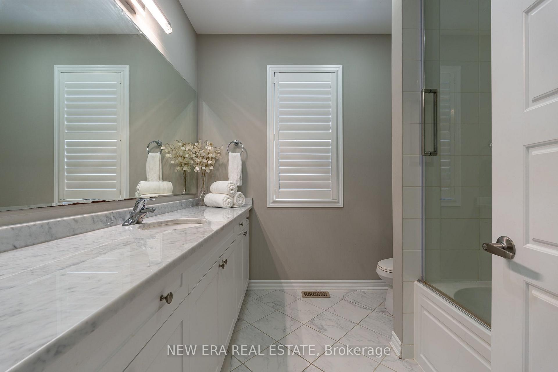 Photo 24 of 455 Equestrian Way, Cambridge, Silver Heights — HOMEH