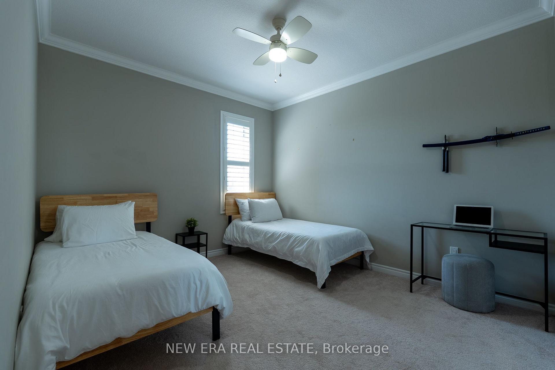 Photo 27 of 455 Equestrian Way, Cambridge, Silver Heights — HOMEH