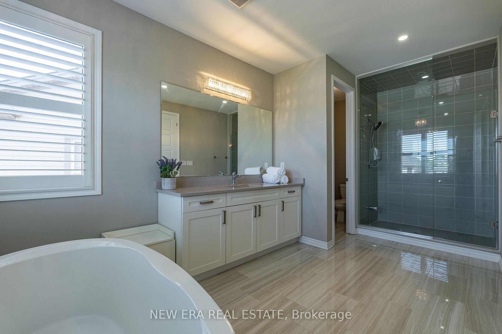 Photo 32 of 455 Equestrian Way, Cambridge, Silver Heights — HOMEH