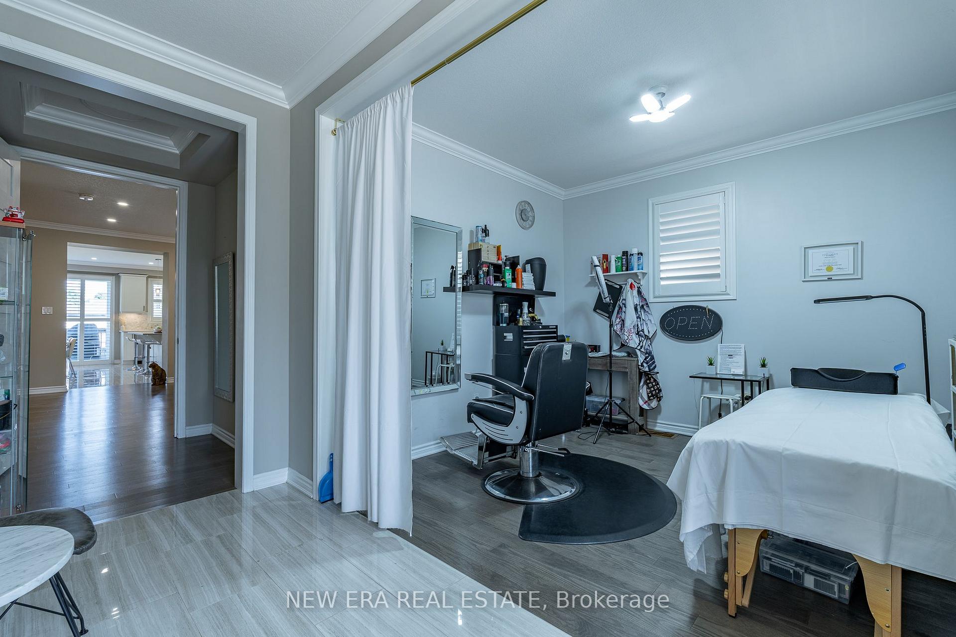 Photo 34 of 455 Equestrian Way, Cambridge, Silver Heights — HOMEH