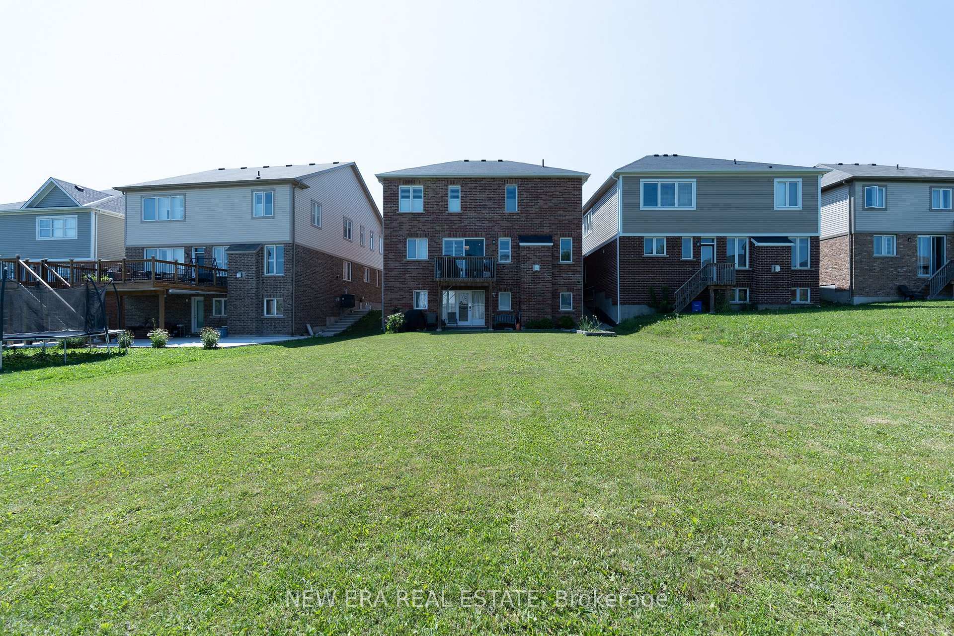 Photo 48 of 455 Equestrian Way, Cambridge, Silver Heights — HOMEH