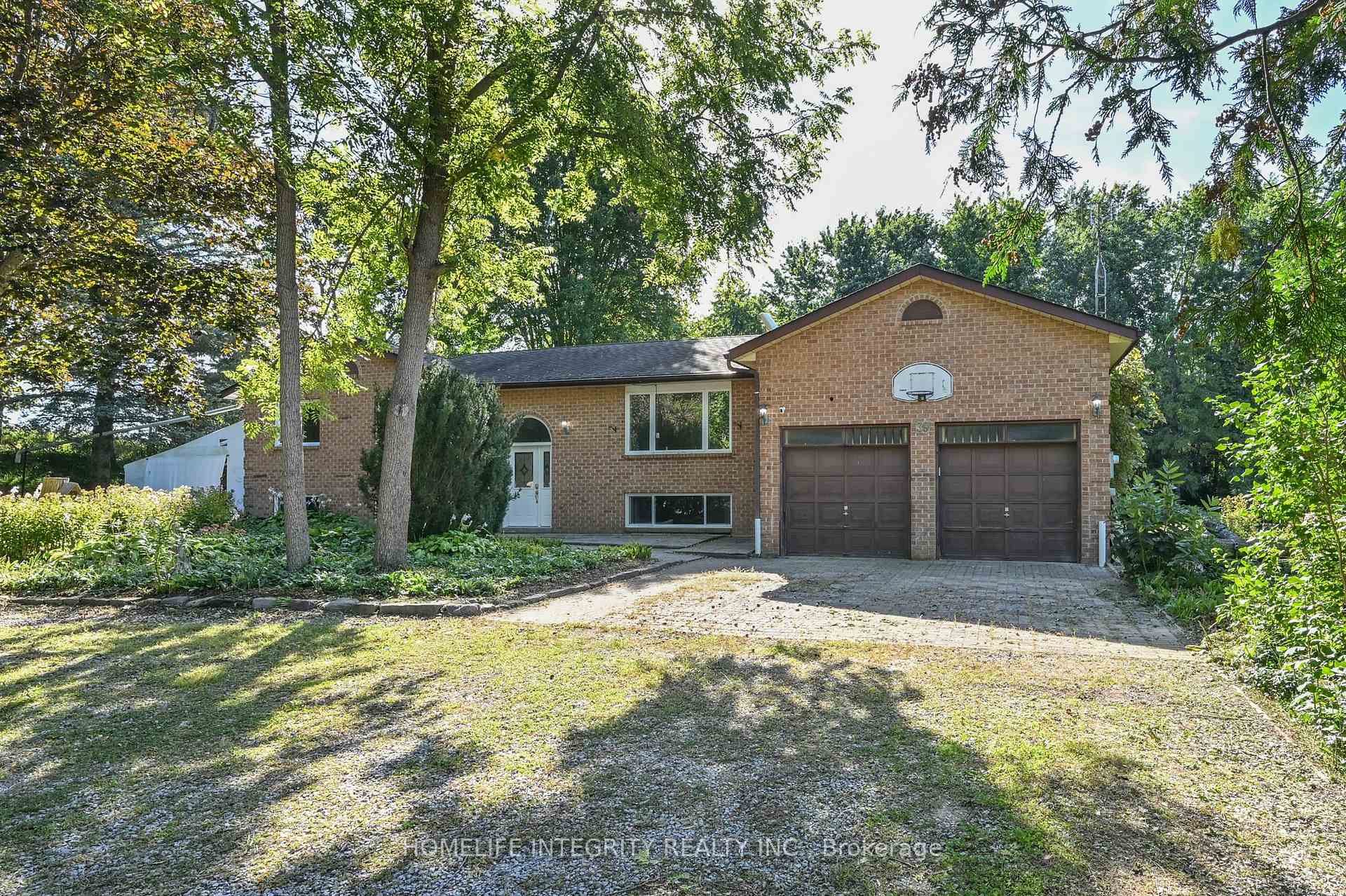Front of 7543 Keenansville Road
