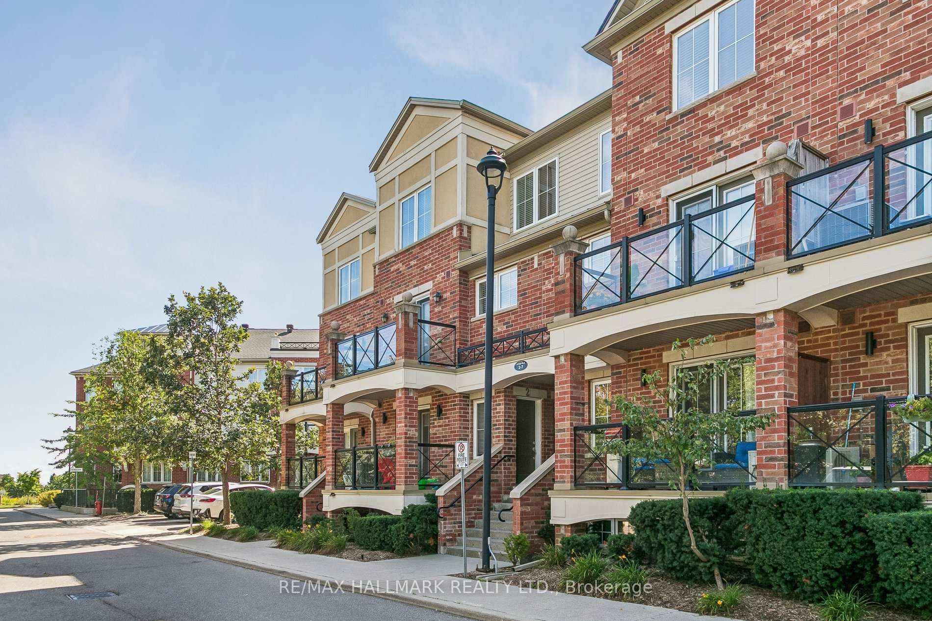 Photo 2 of Unit 5, 19 Hays Boulevard, Oakville, River Oaks — HOMEH