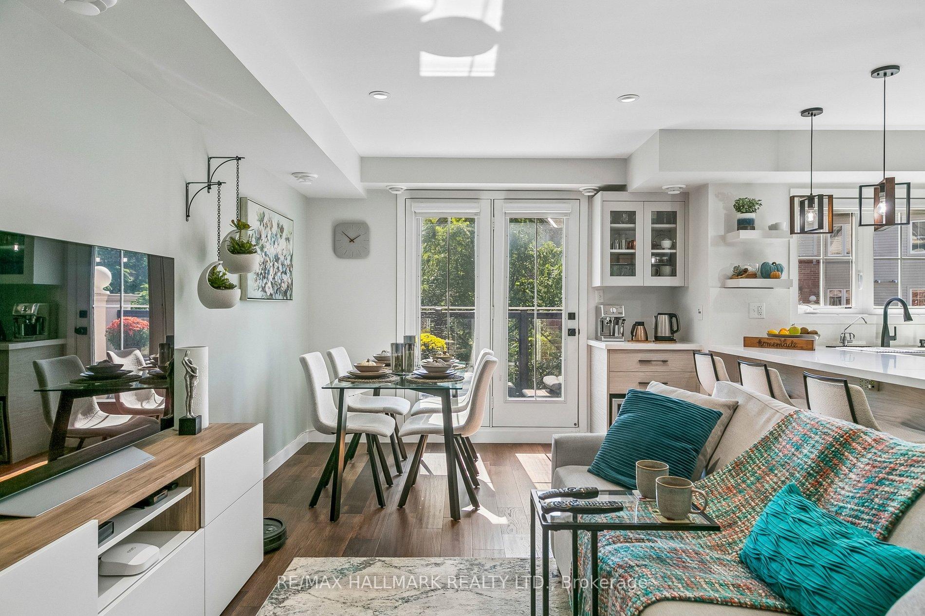 Photo 7 of Unit 5, 19 Hays Boulevard, Oakville, River Oaks — HOMEH
