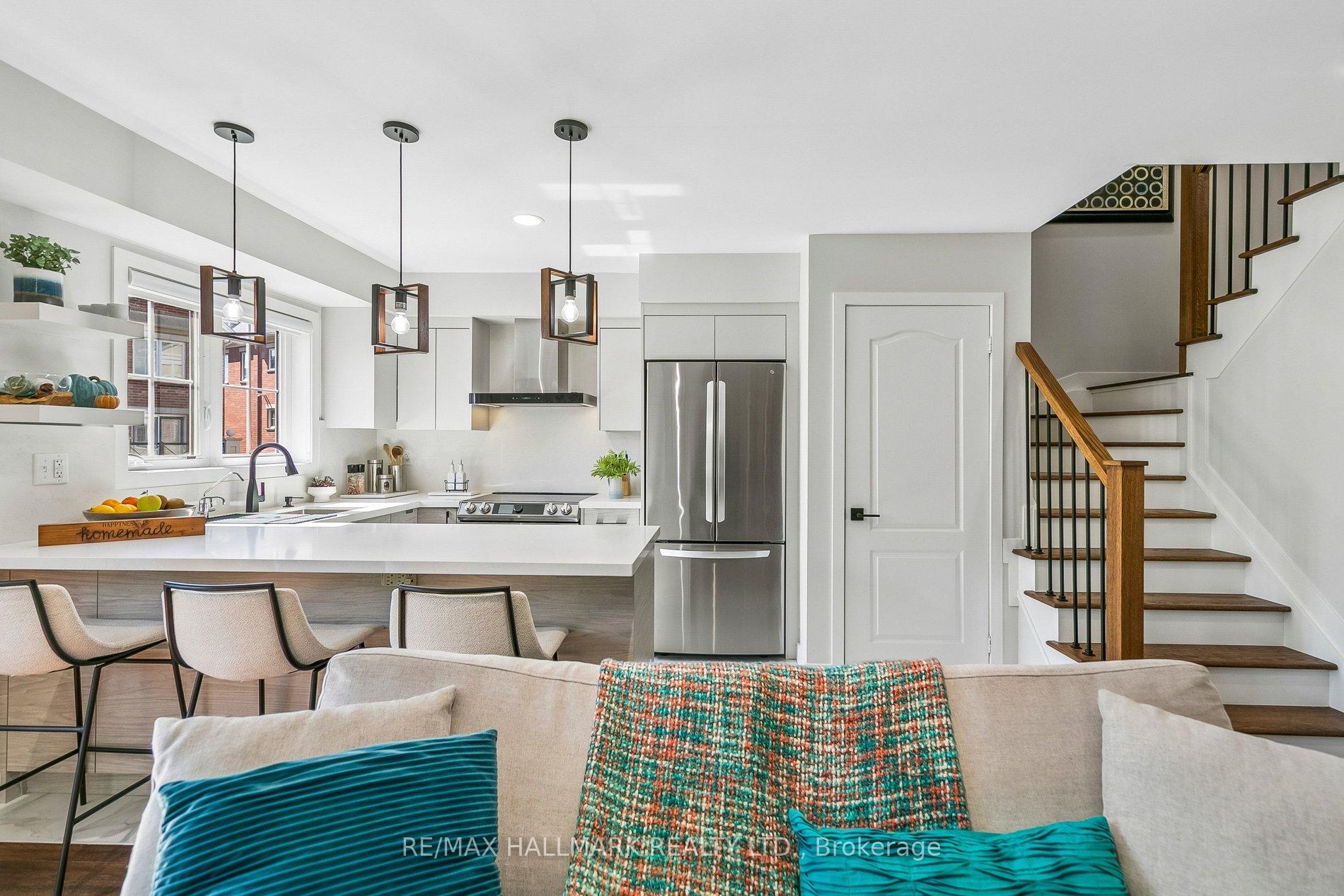 Photo 10 of Unit 5, 19 Hays Boulevard, Oakville, River Oaks — HOMEH
