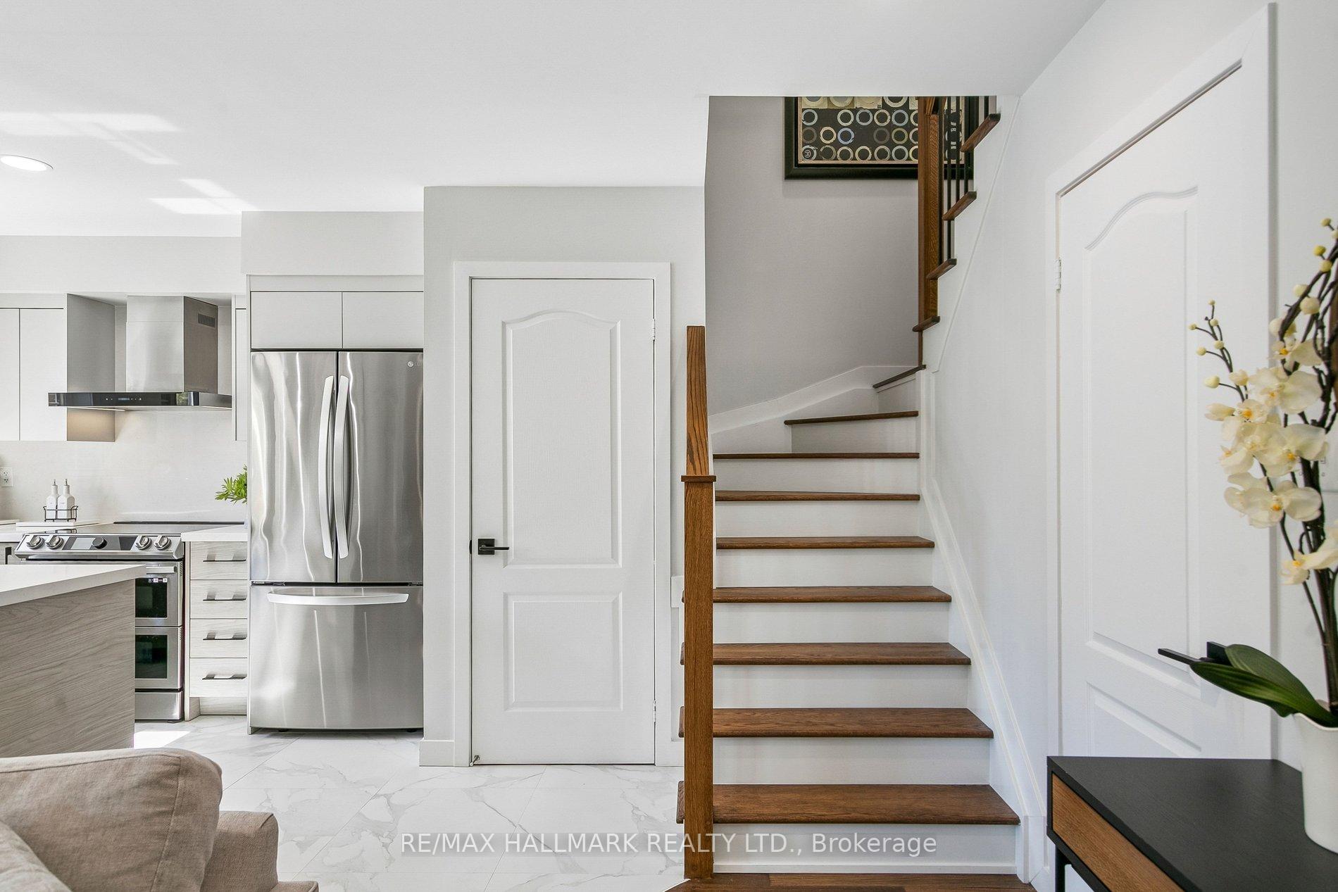 Photo 18 of Unit 5, 19 Hays Boulevard, Oakville, River Oaks — HOMEH