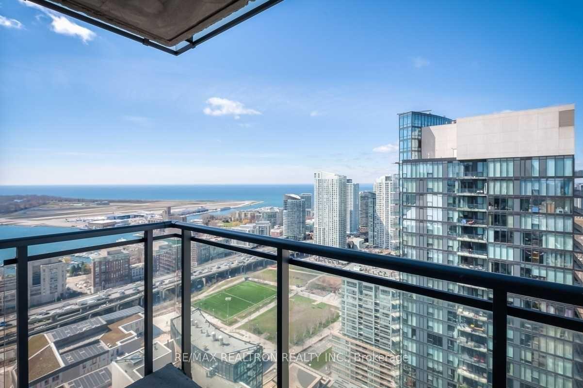 Photo 2 of Unit 4310, 25 Telegram Mews, Toronto, Waterfront Communities — HOMEH