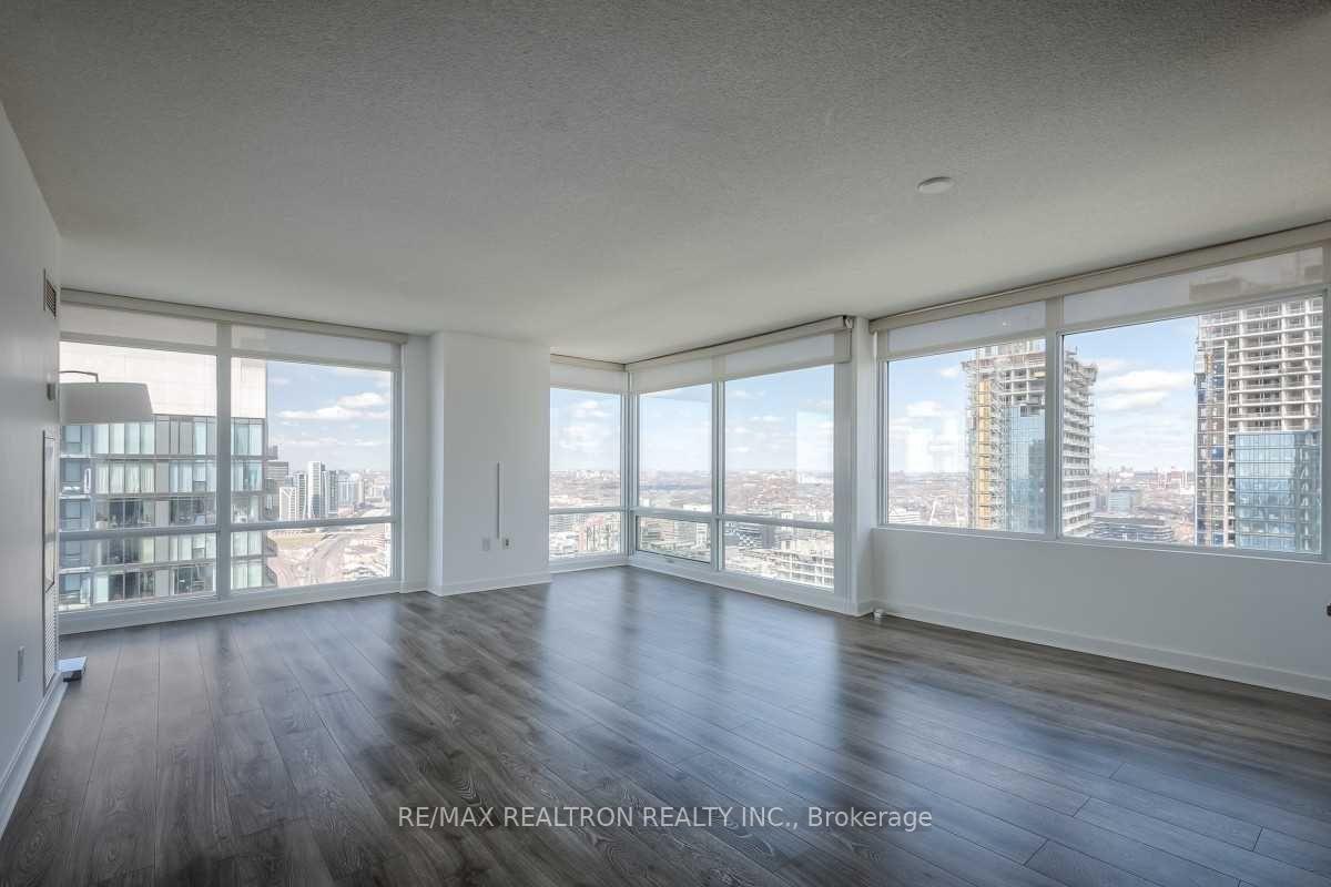 Photo 5 of Unit 4310, 25 Telegram Mews, Toronto, Waterfront Communities — HOMEH