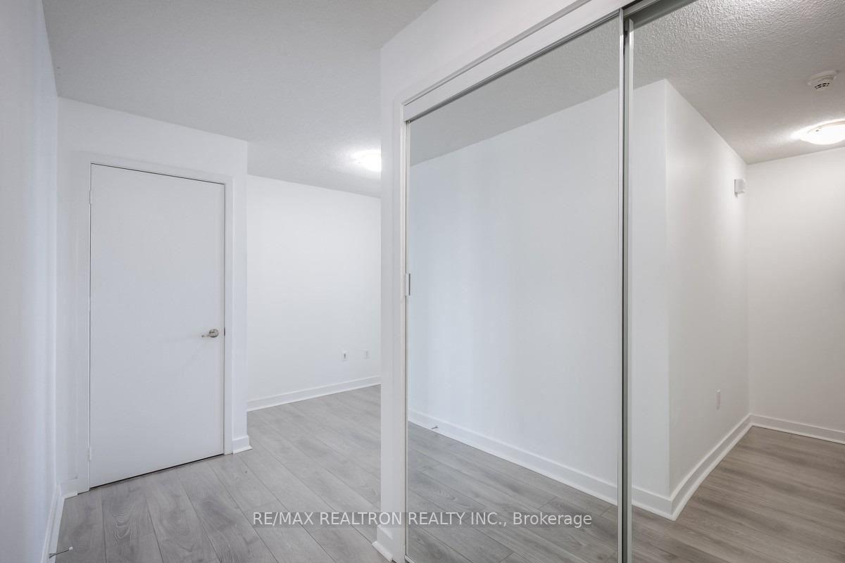 Photo 12 of Unit 4310, 25 Telegram Mews, Toronto, Waterfront Communities — HOMEH