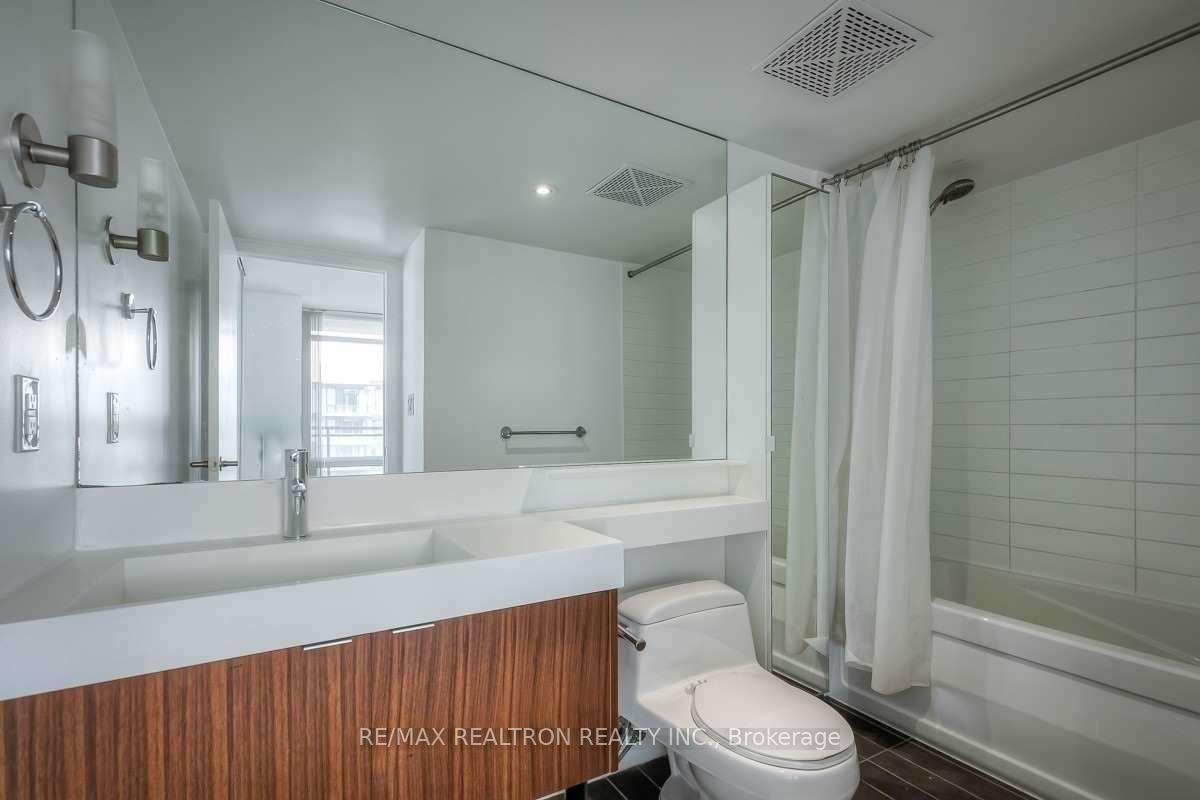 Photo 14 of Unit 4310, 25 Telegram Mews, Toronto, Waterfront Communities — HOMEH