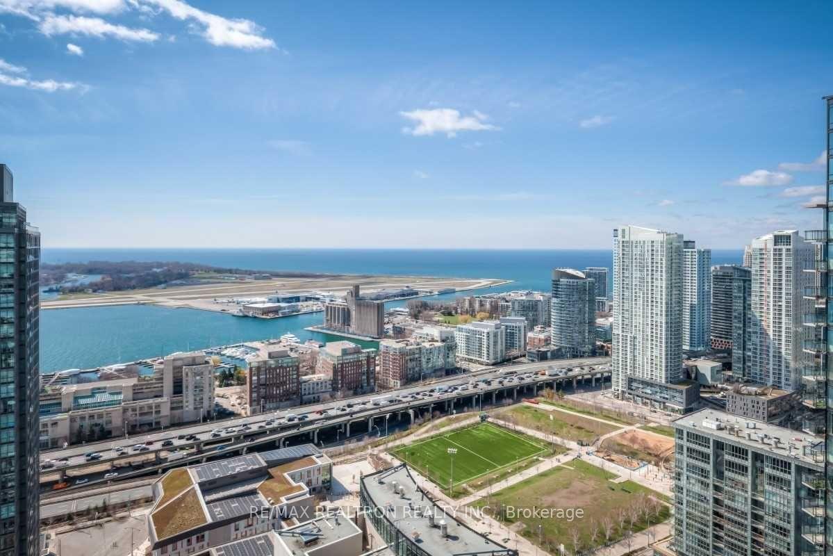 Photo 24 of Unit 4310, 25 Telegram Mews, Toronto, Waterfront Communities — HOMEH