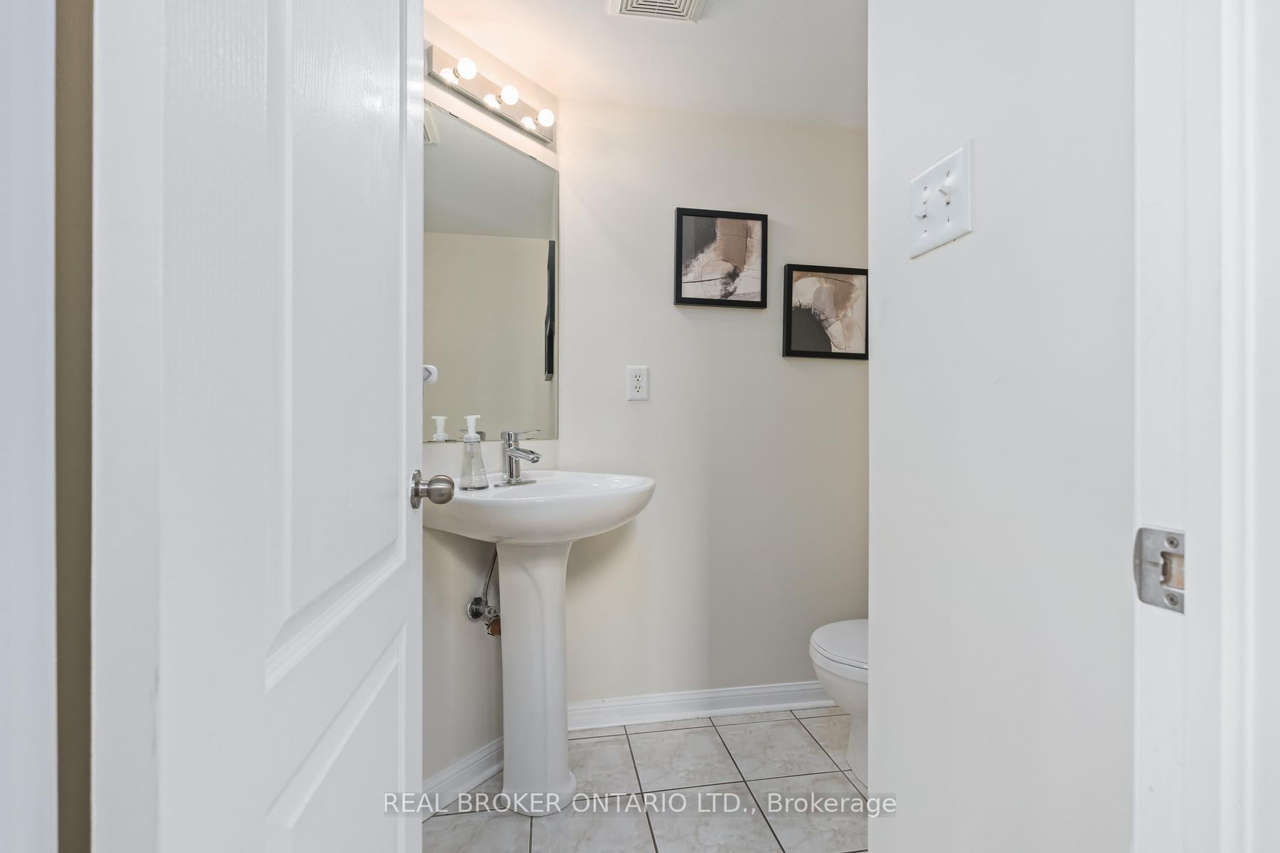 Photo 10 of 59 Seed House Lane, Halton Hills, Georgetown — HOMEH