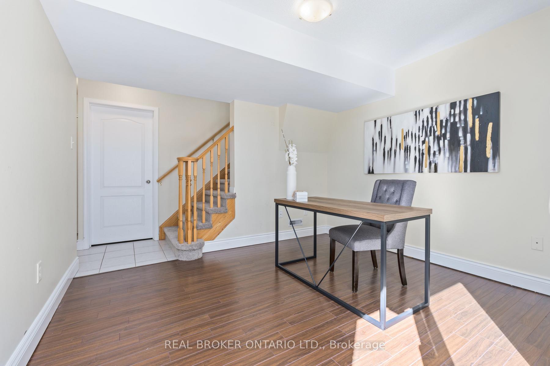 Photo 19 of 59 Seed House Lane, Halton Hills, Georgetown — HOMEH