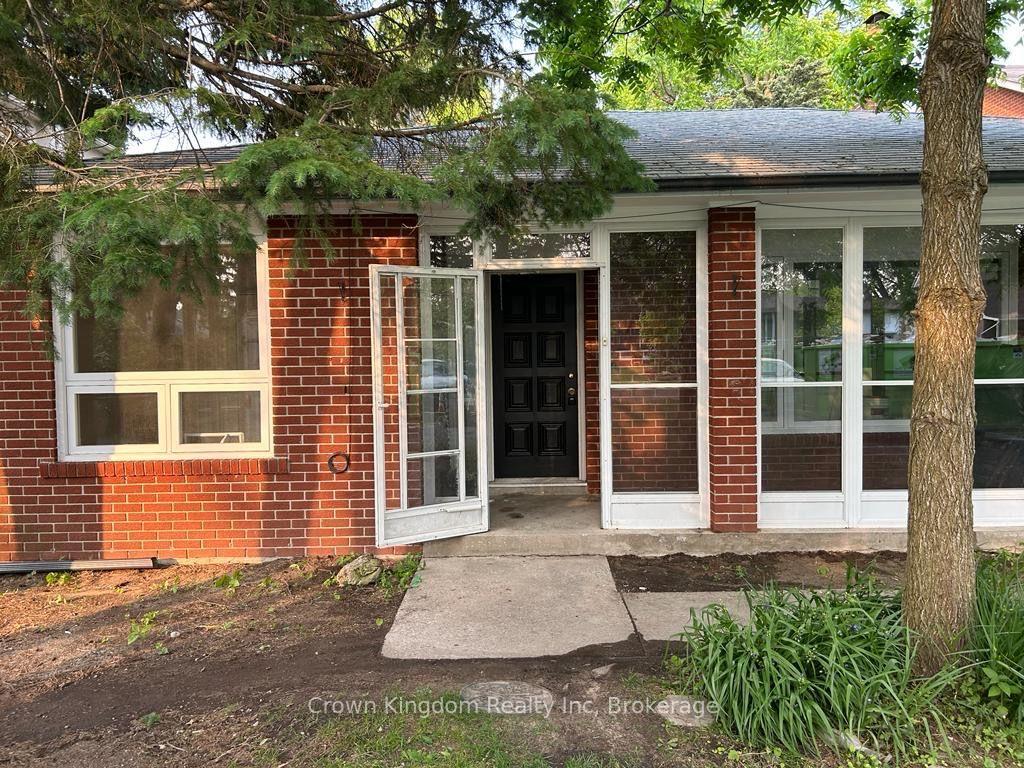 Photo 2 of Unit Main, 35 Homestead Road, Scarborough, West Hill — HOMEH