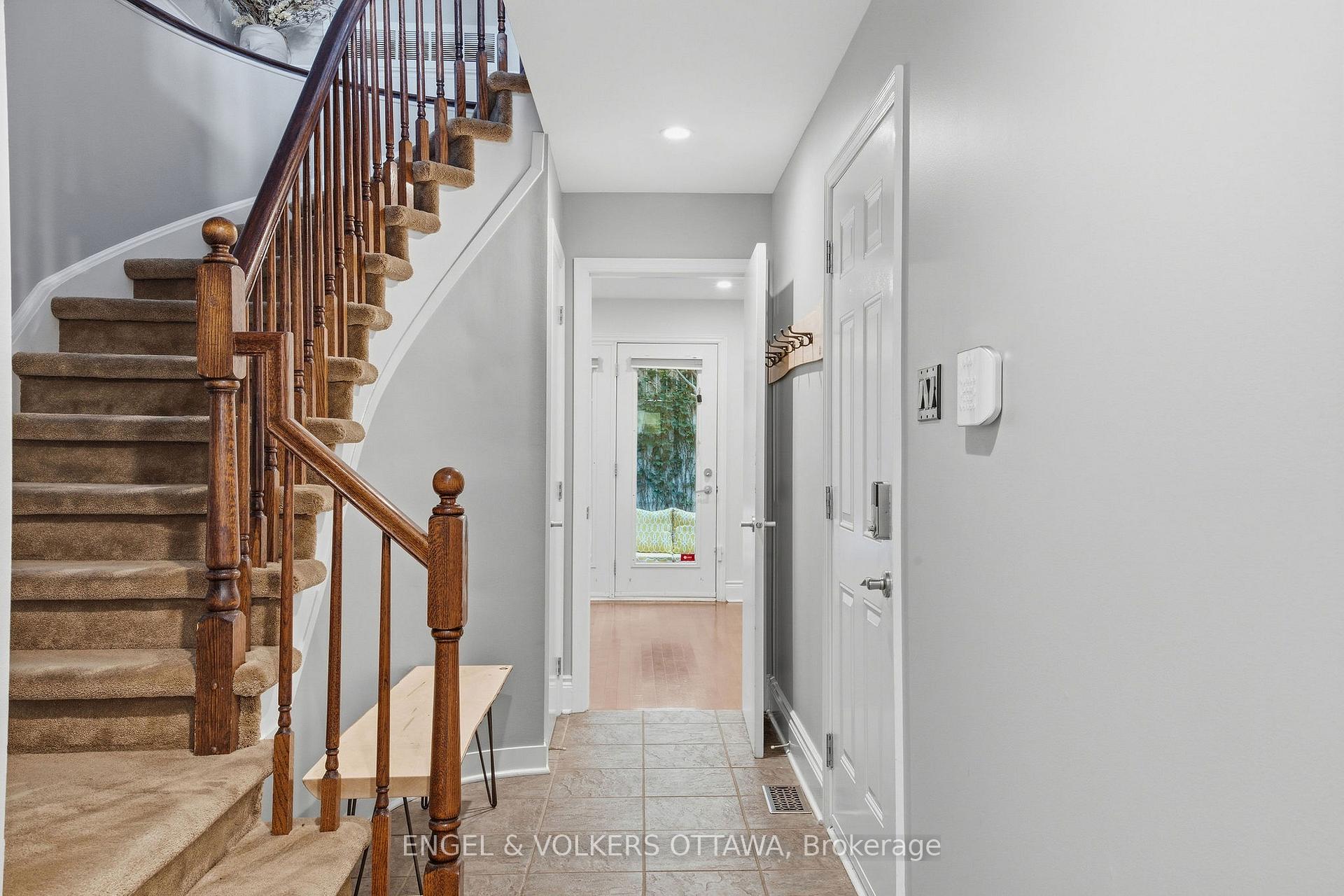 Photo 4 of 412 Berkley Avenue, Ottawa, Westboro West — HOMEH