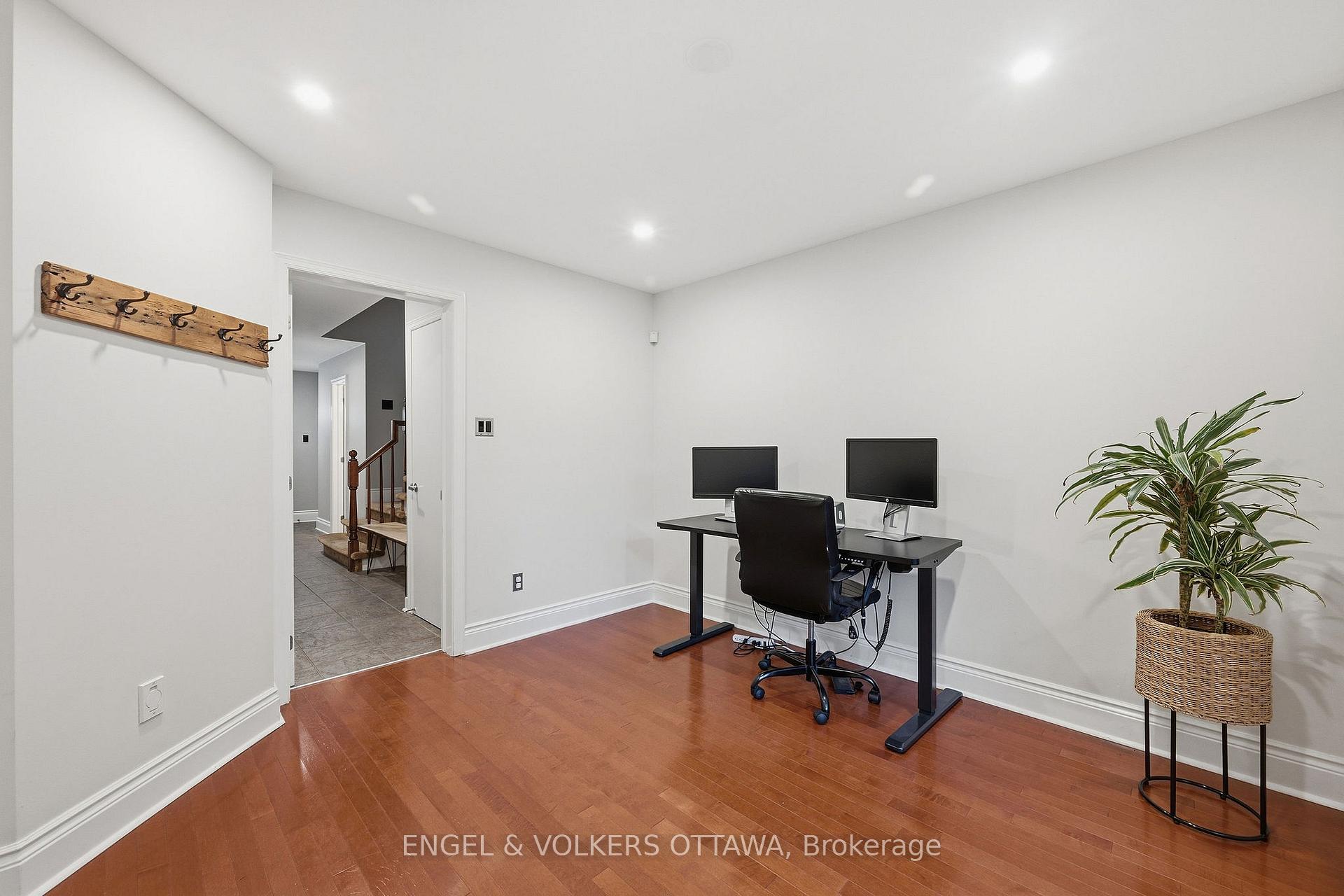 Photo 7 of 412 Berkley Avenue, Ottawa, Westboro West — HOMEH