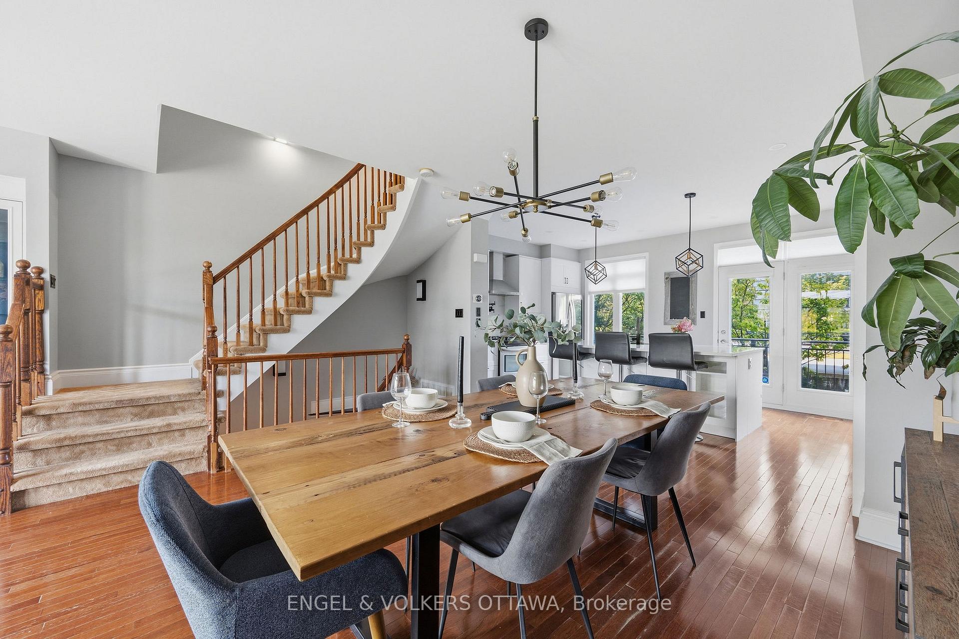 Photo 17 of 412 Berkley Avenue, Ottawa, Westboro West — HOMEH