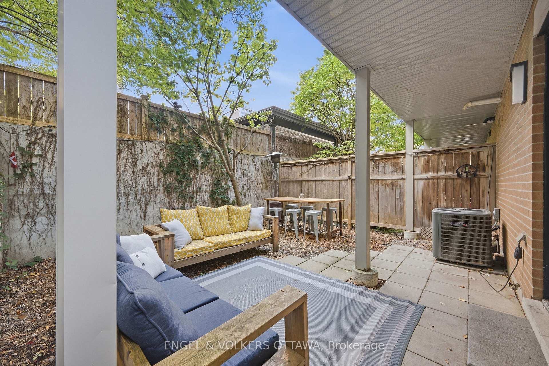 Photo 42 of 412 Berkley Avenue, Ottawa, Westboro West — HOMEH
