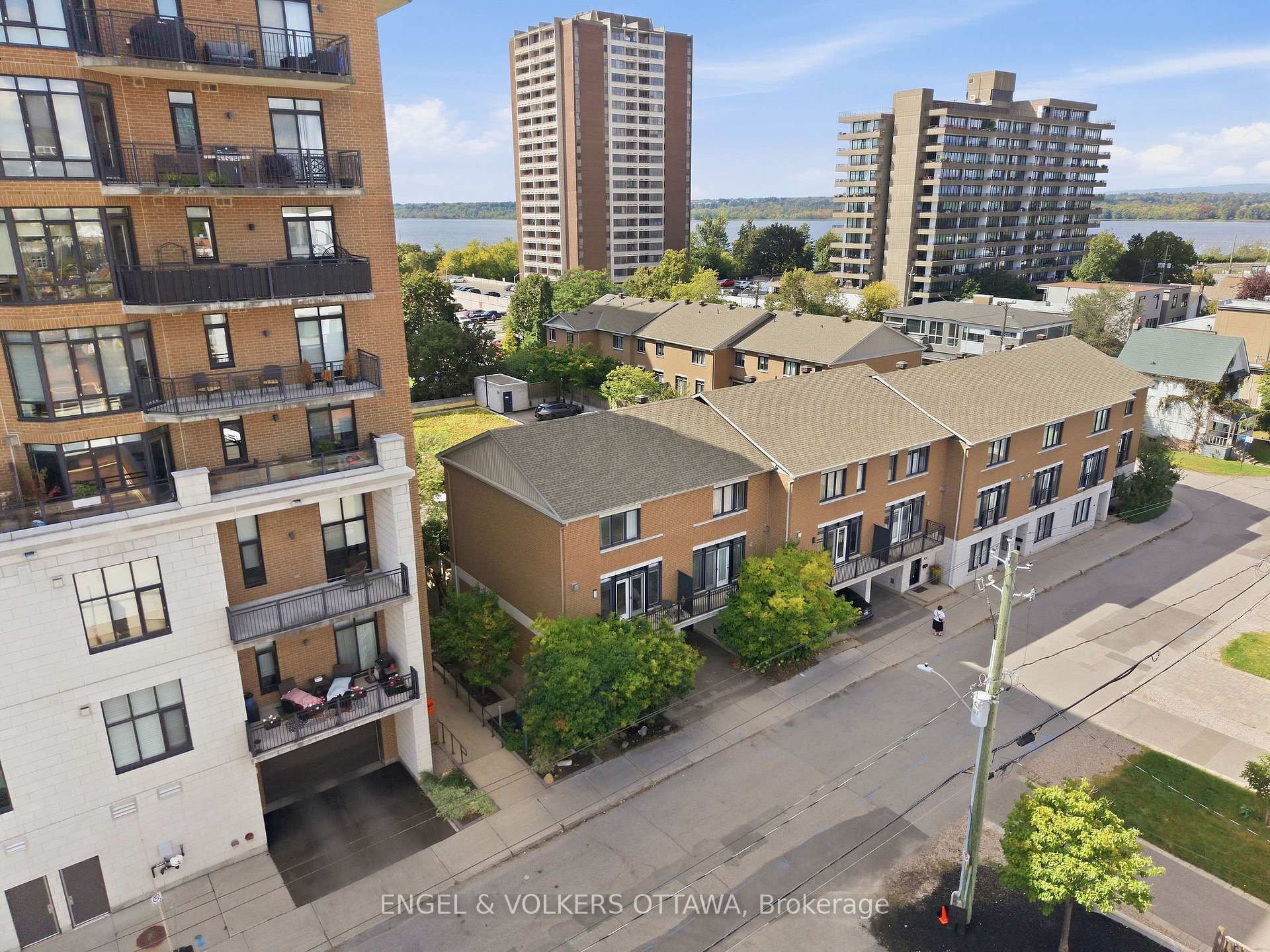 Photo 46 of 412 Berkley Avenue, Ottawa, Westboro West — HOMEH