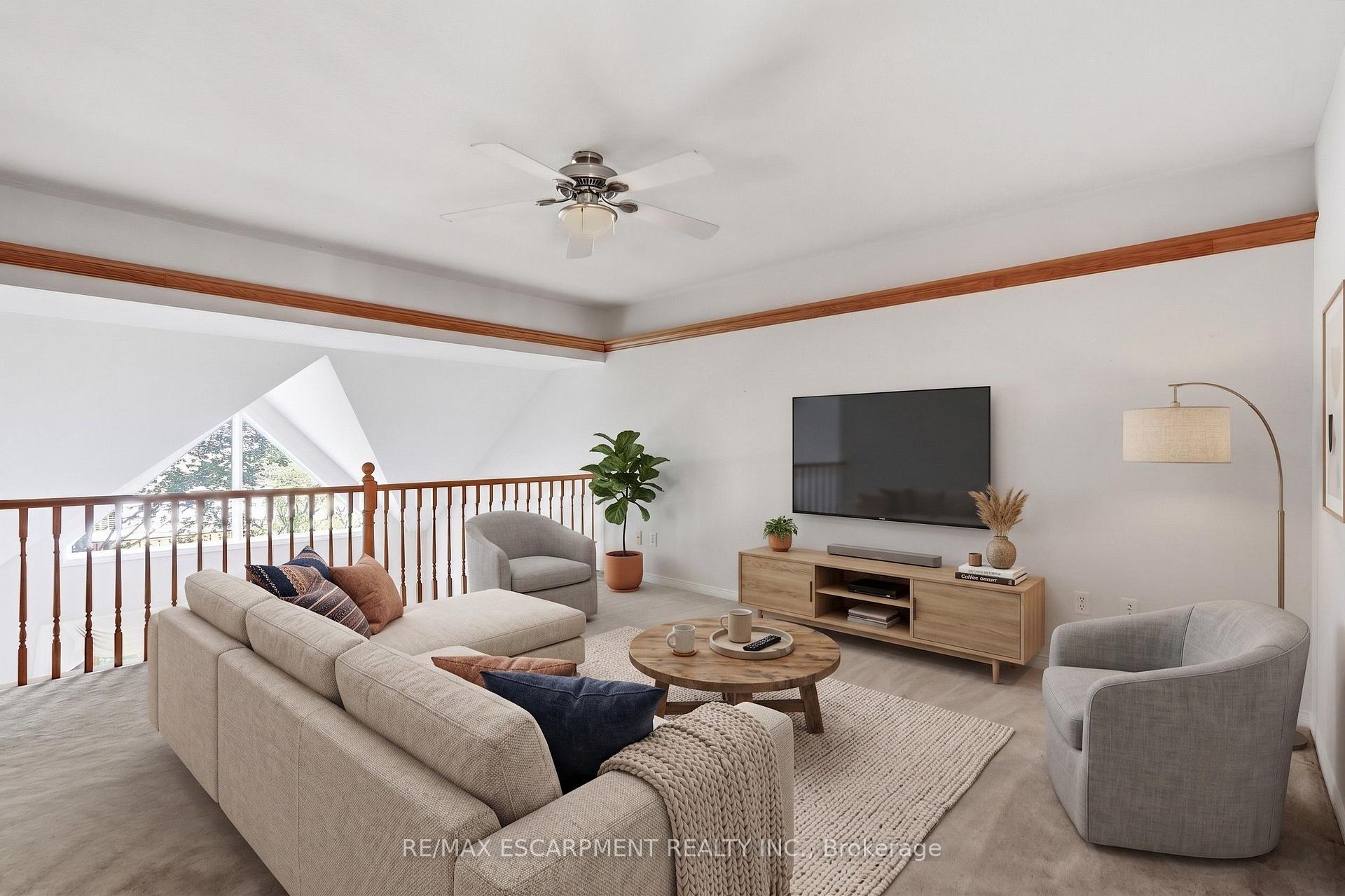 Photo 22 of Unit 41, 212 Stonehenge Drive, Hamilton, Meadowlands — HOMEH