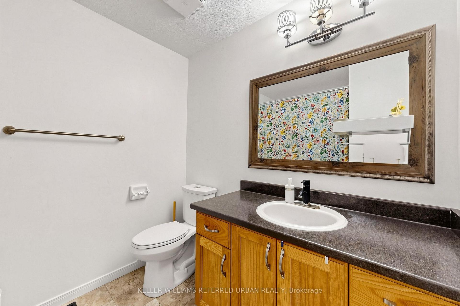 Photo 35 of 38 Activa Avenue, Kitchener, Laurentian Hills — HOMEH