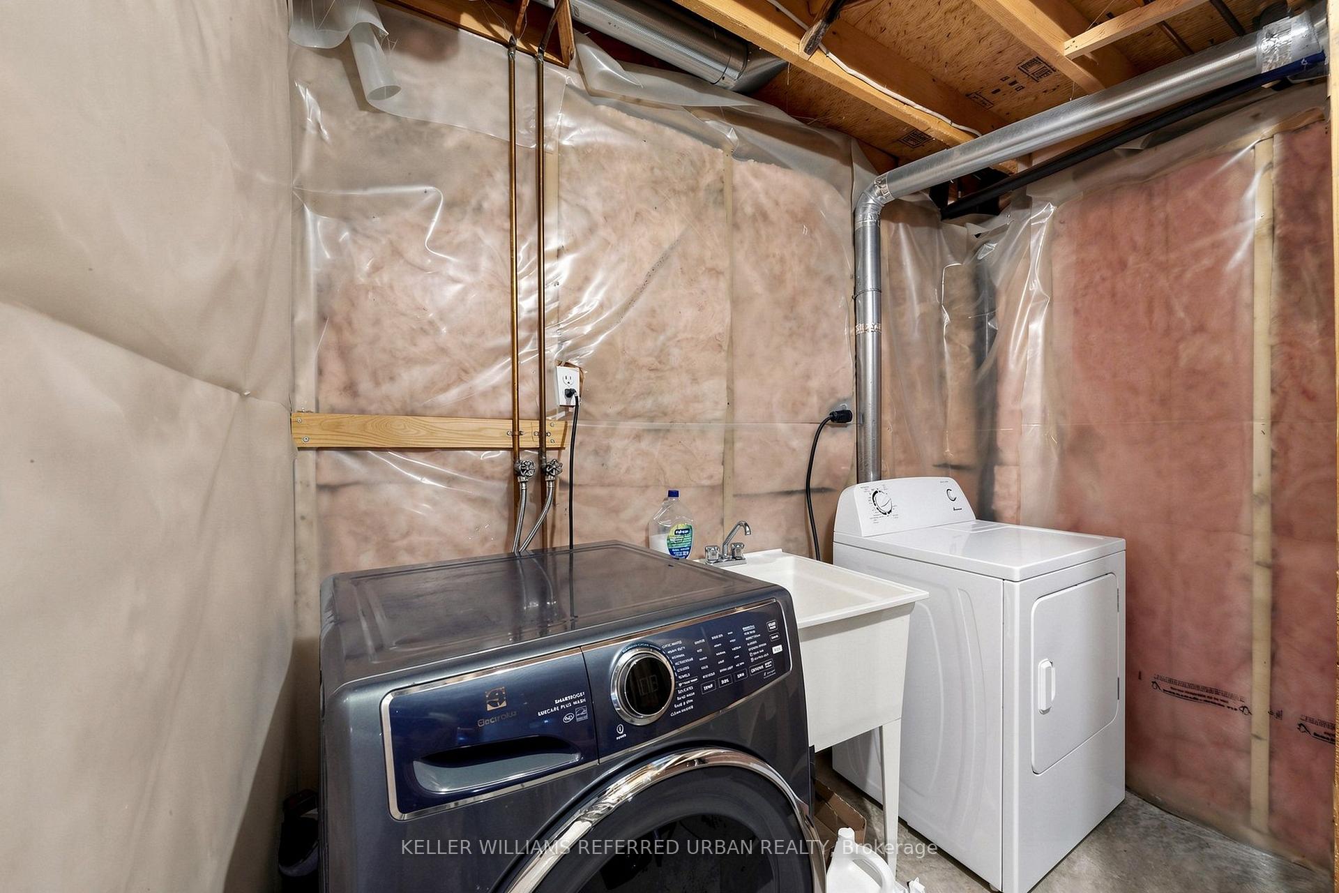 Photo 37 of 38 Activa Avenue, Kitchener, Laurentian Hills — HOMEH