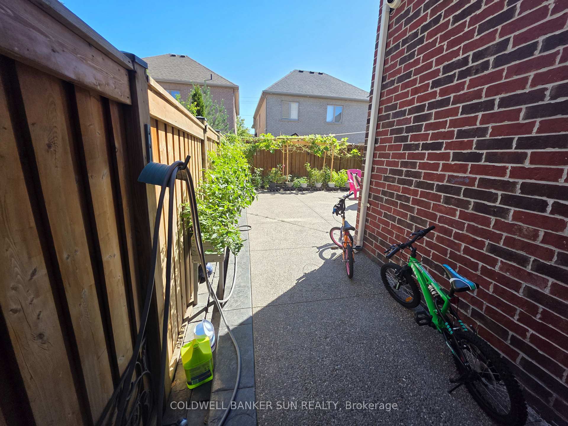 Photo 52 of 76 Cedarholme Avenue, Caledon, Rural Caledon — HOMEH