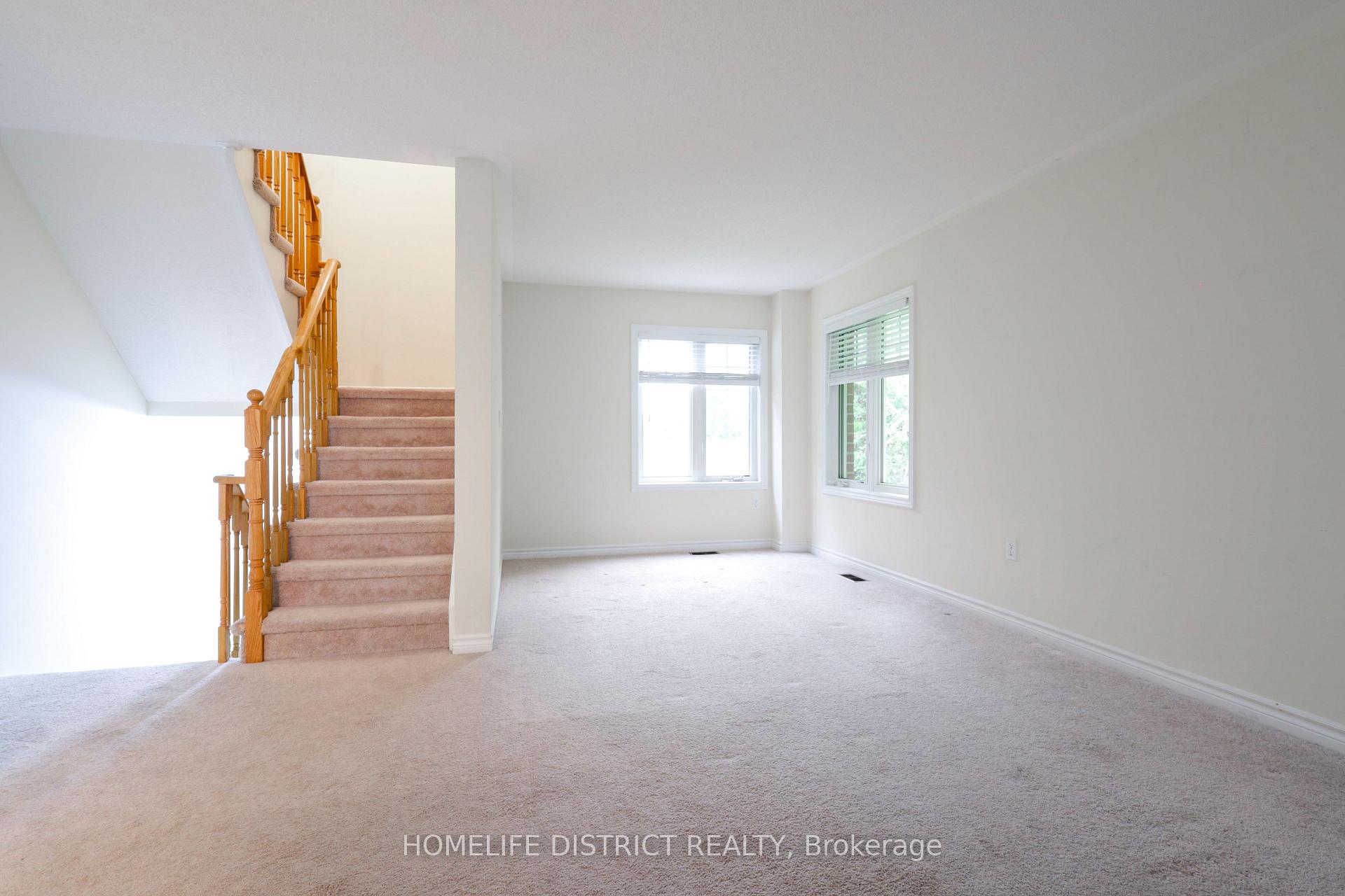 Photo 14 of 495 Mearns Avenue, Clarington, Bowmanville — HOMEH