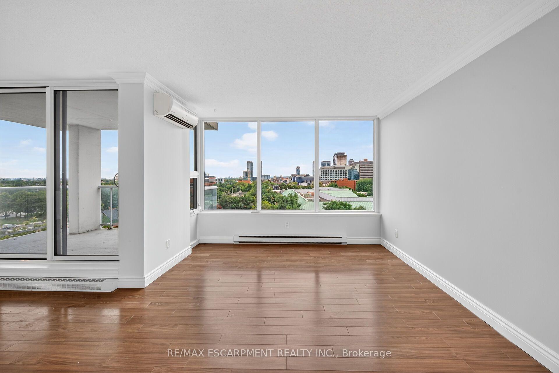 Photo 11 of Unit 808, 75 Queen Street N, Hamilton, Strathcona — HOMEH