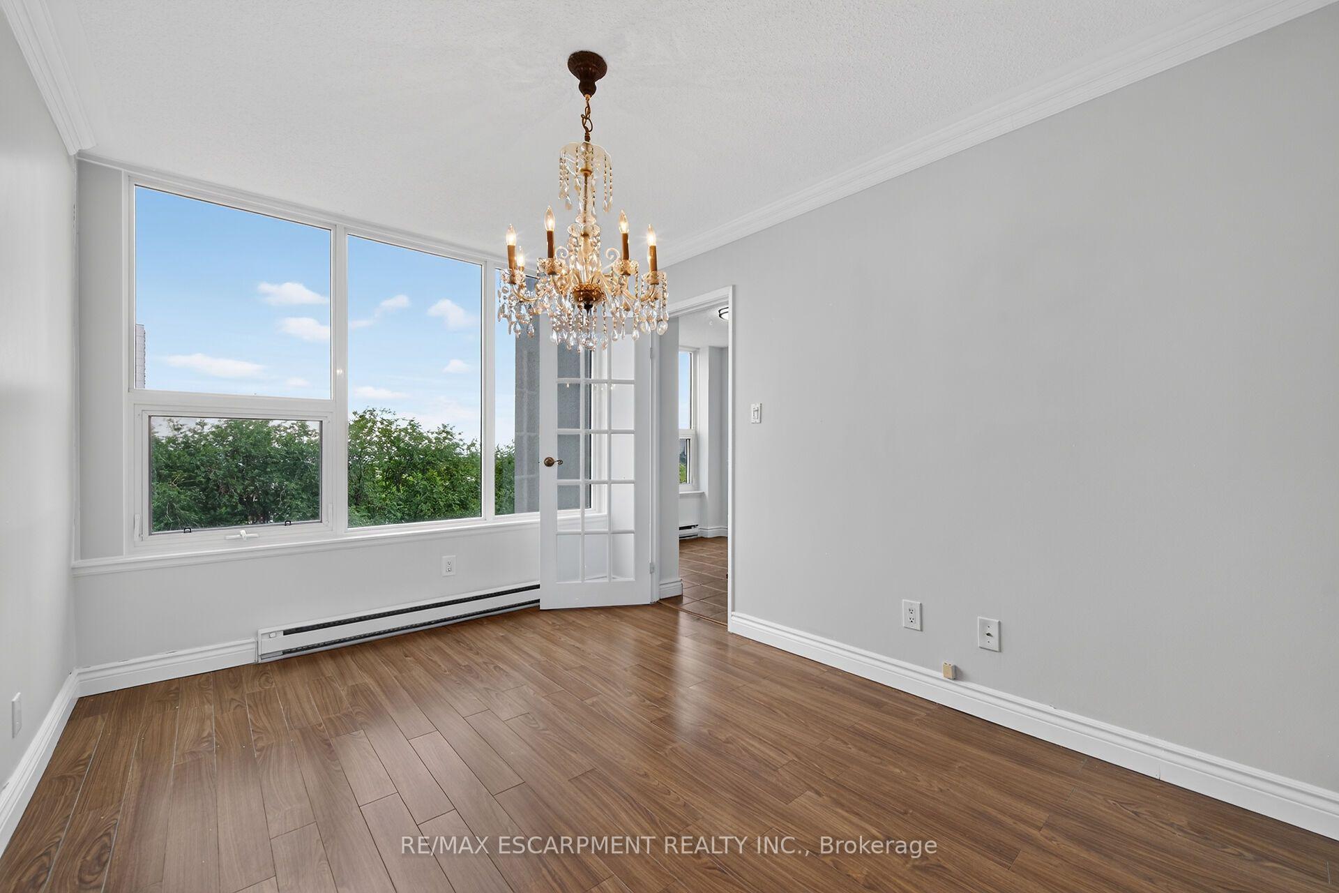 Photo 20 of Unit 808, 75 Queen Street N, Hamilton, Strathcona — HOMEH
