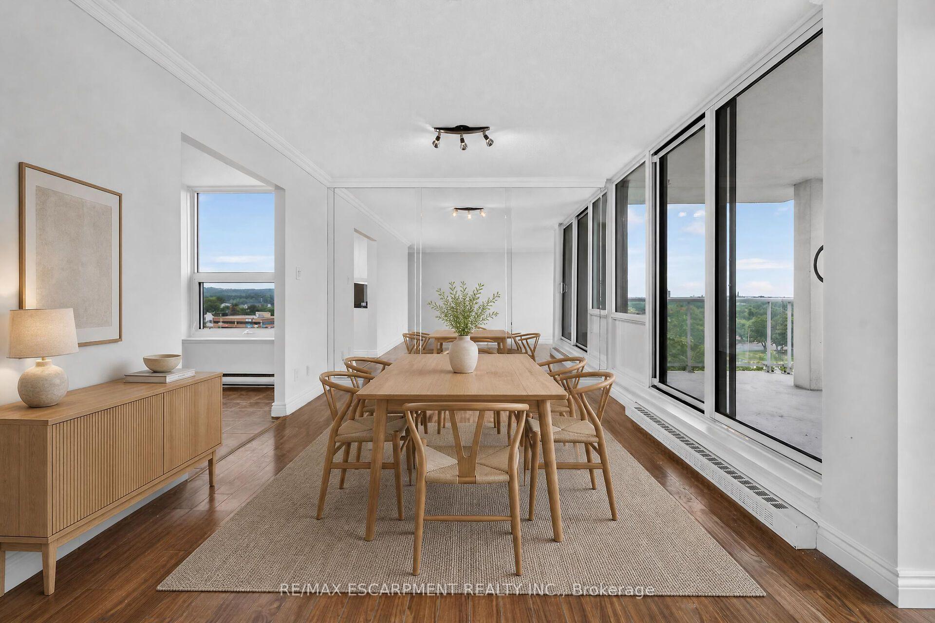 Photo 37 of Unit 808, 75 Queen Street N, Hamilton, Strathcona — HOMEH